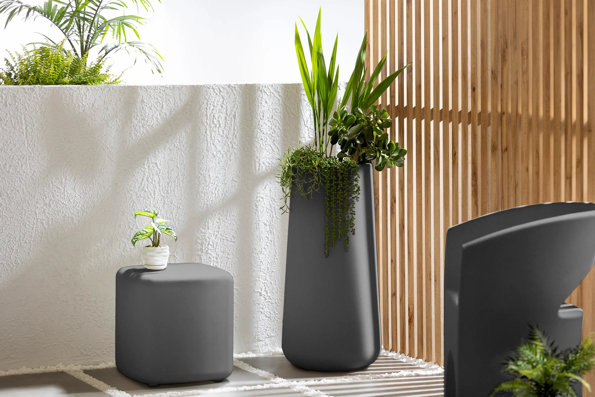 14249 Dalya Dark Gray Outdoor Planter-3