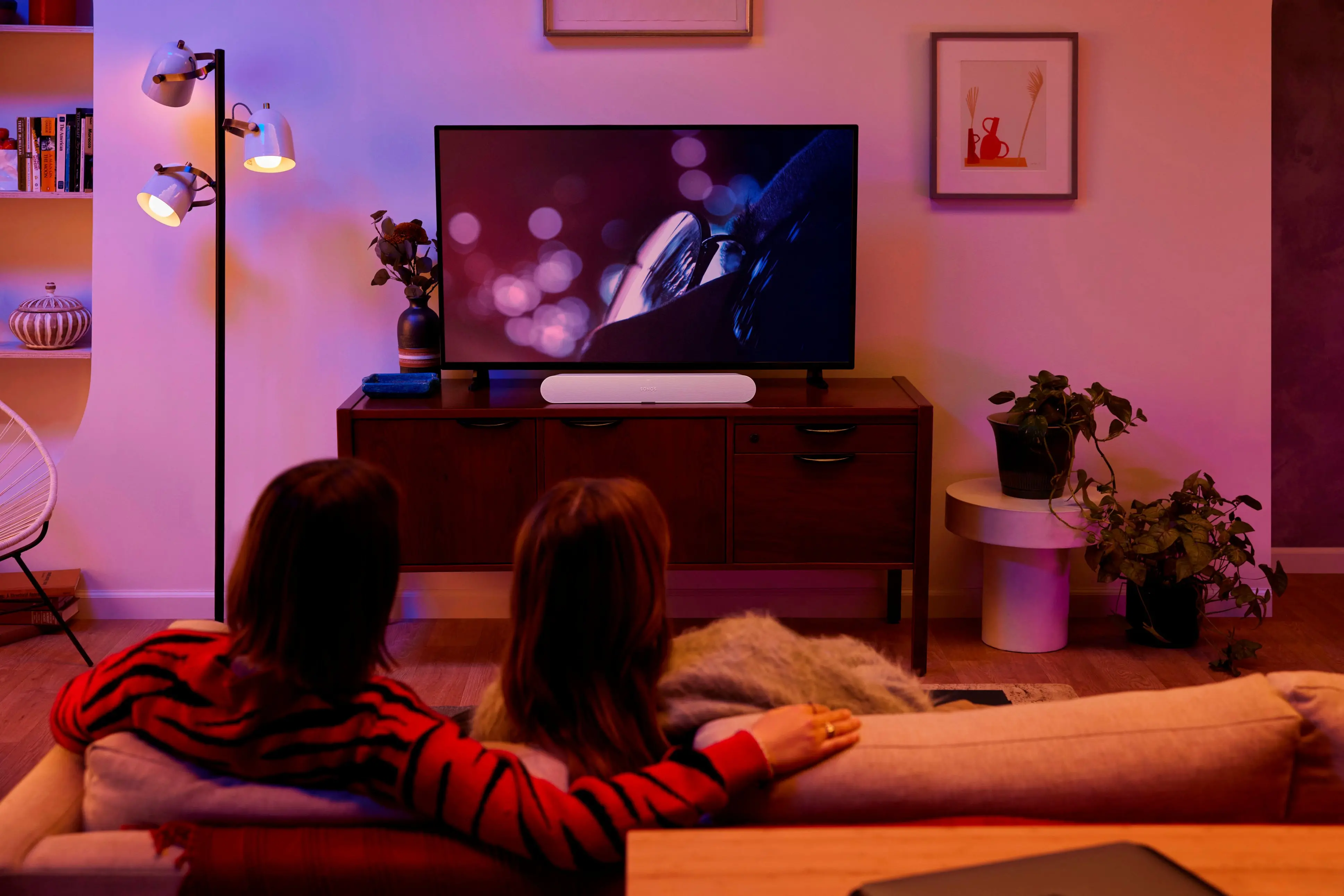 RAYG1USWHT Sonos Ray Soundbar with Wi-Fi - White-7
