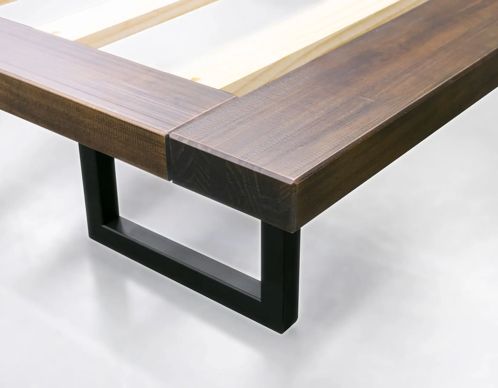 Pasco Brown King Platform Bed-10