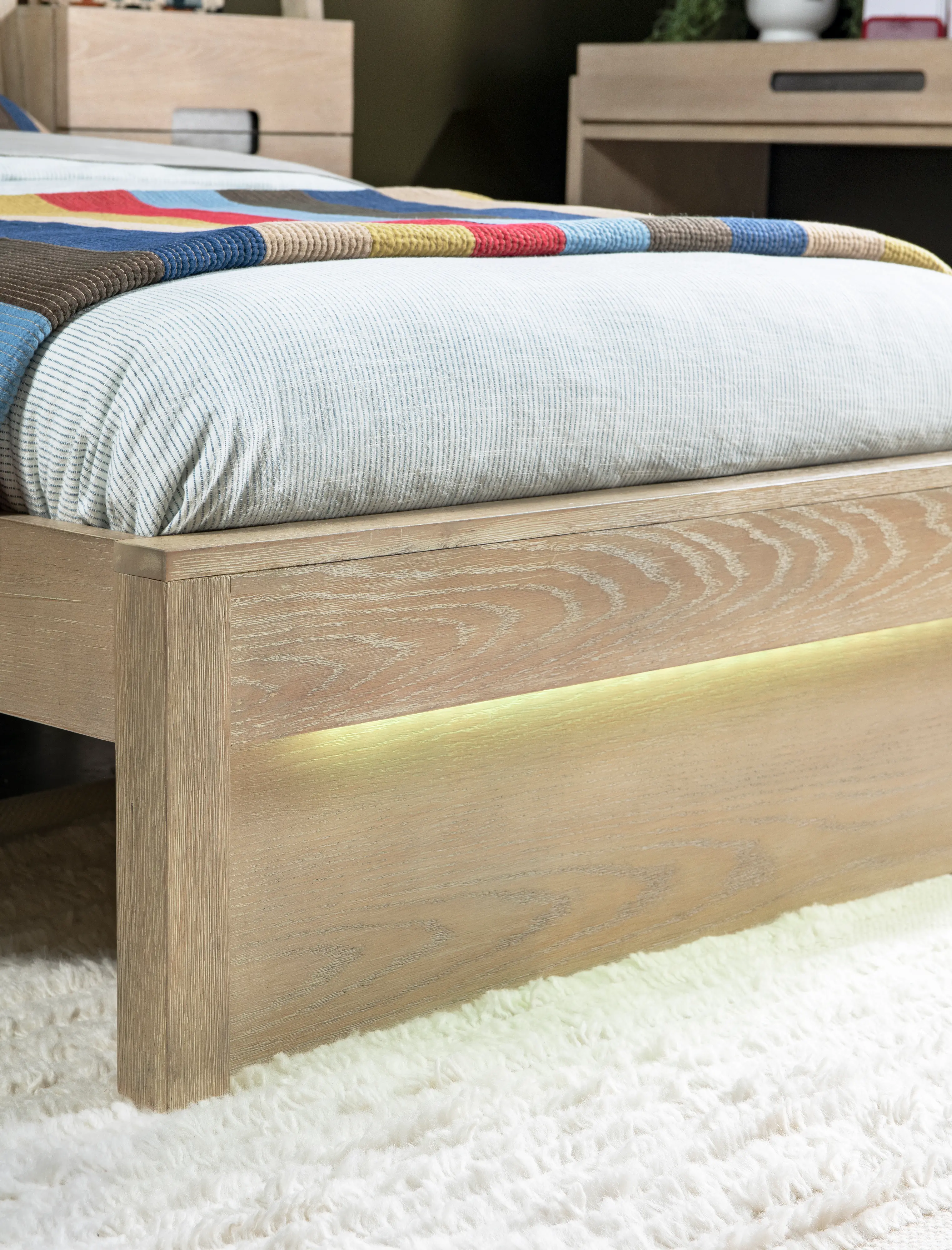 District Weathered Oak Twin Bed with Lights-18