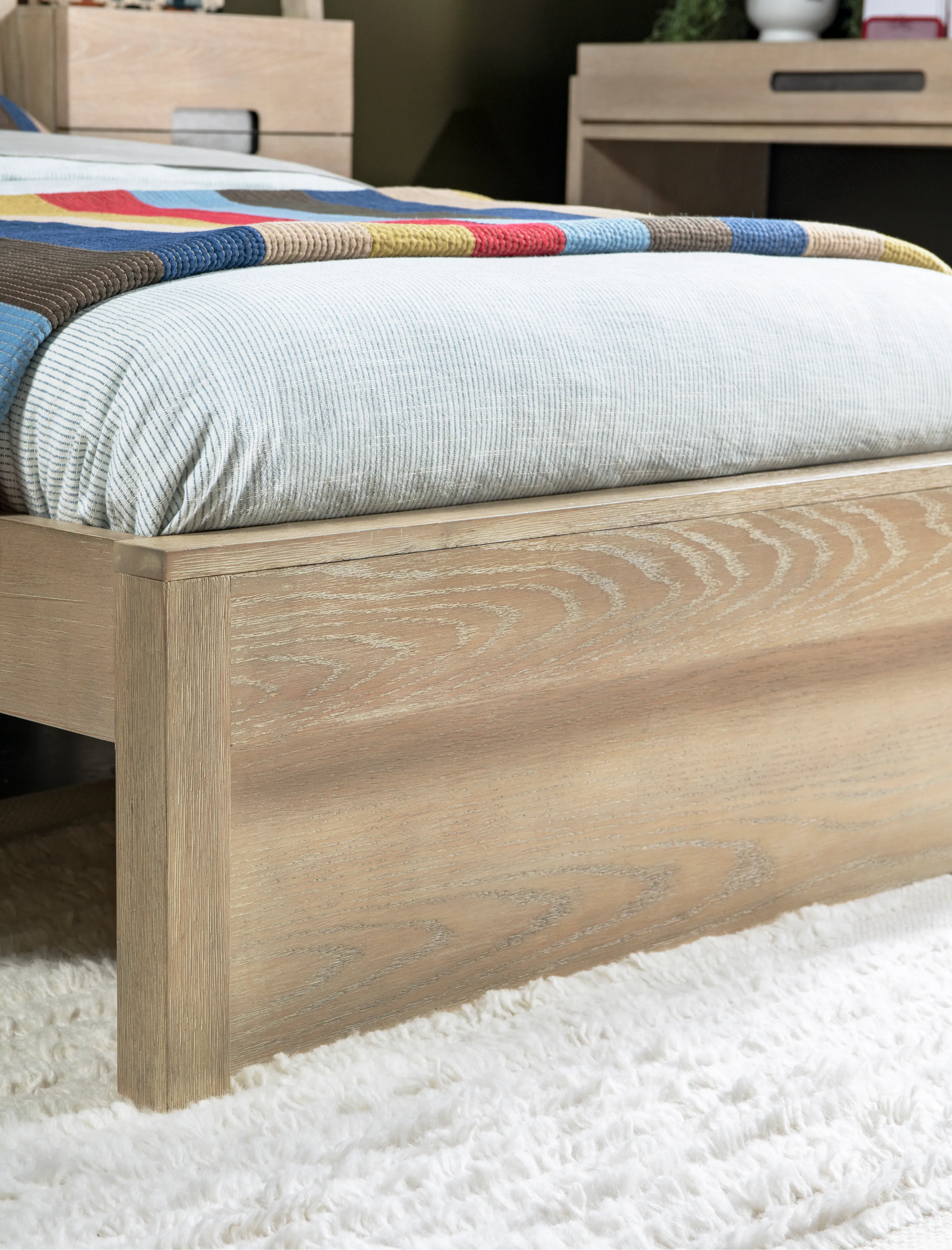 District Weathered Oak Twin Bed with Lights-8