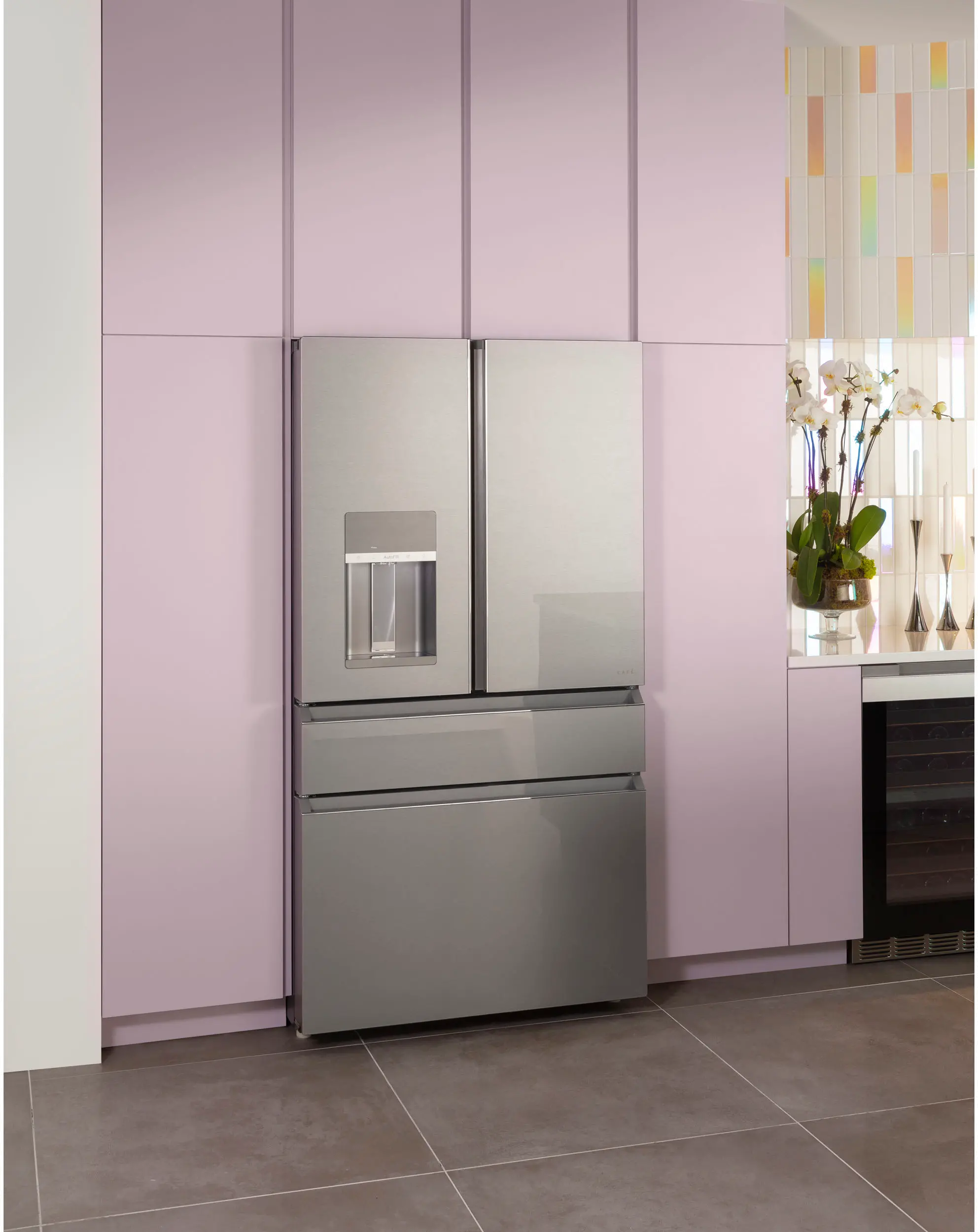 CXE22DM5PS5 Cafe 22.3 Cu Ft French Door Refrigerator - Counter Depth Platinum Glass-10
