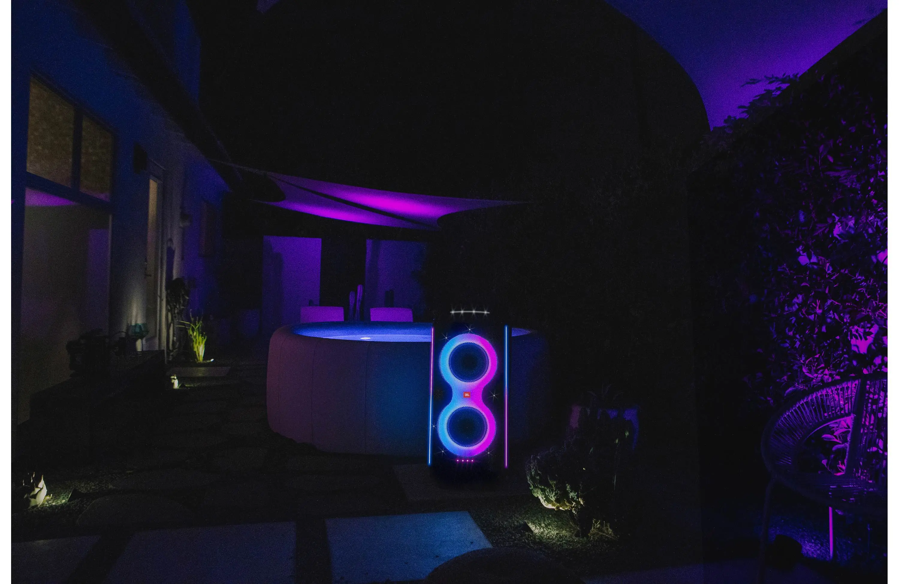 JBLPARTYBOX710AM JBL PartyBox 710 Powered Bluetooth Speaker With Light Display-14
