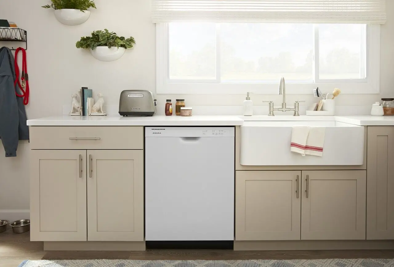 ADB1400AMW Amana Front Control Dishwasher - White-10