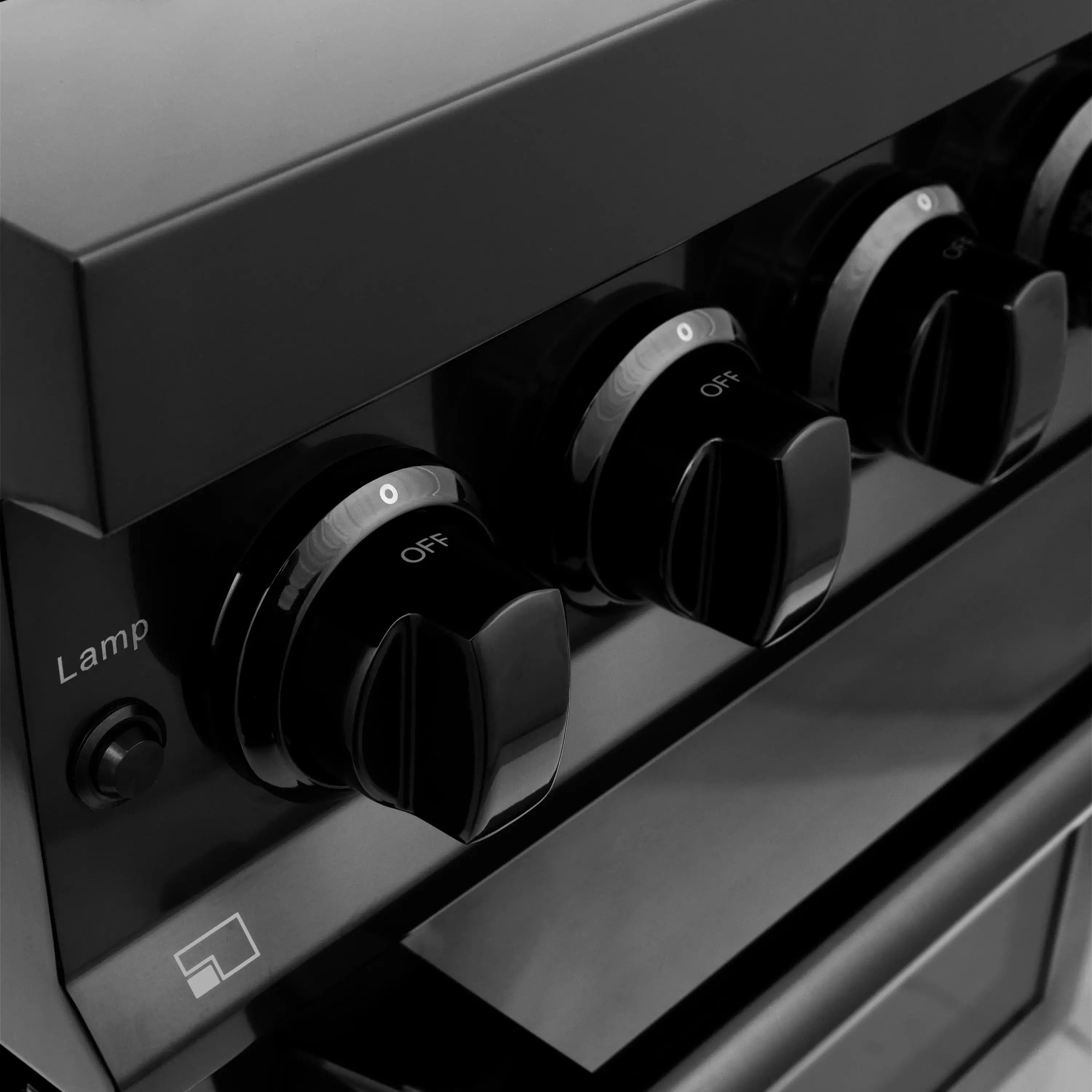 RAB-BR-24 ZLINE 2.8 cu ft Dual Fuel Range - 24 W Black Stainless Steel-9
