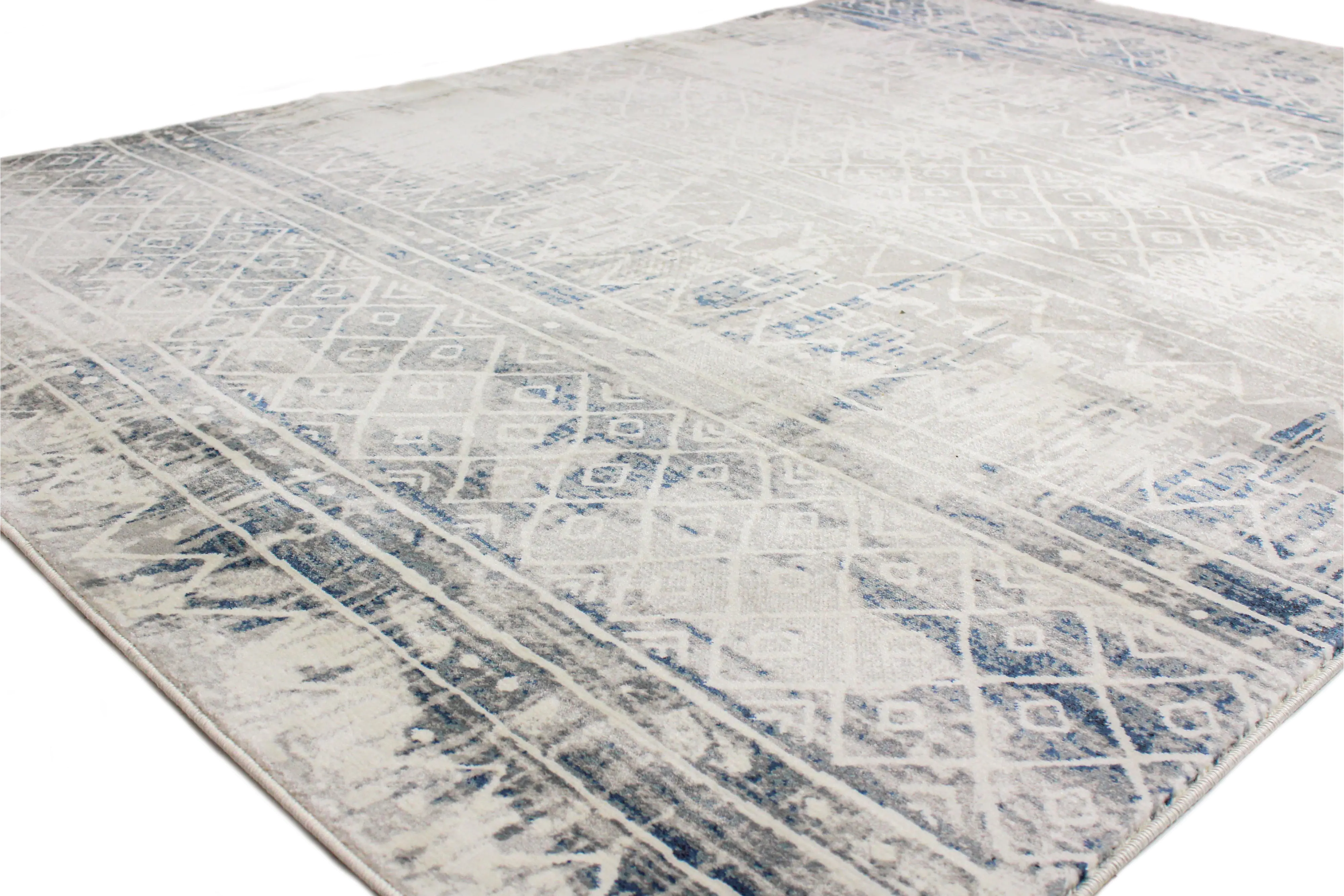 C191-BLBE-4X6-CM111 Livia Blue and Gray Bohemian 4 x 6 Area Rug-1