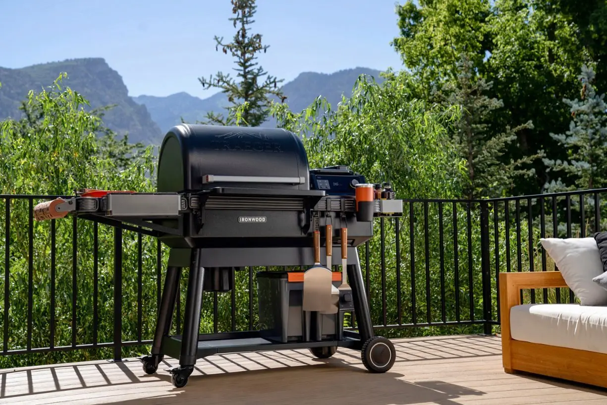 TFB61RLG,IRONWOOD_L Traeger Ironwood Pellet Grill-8