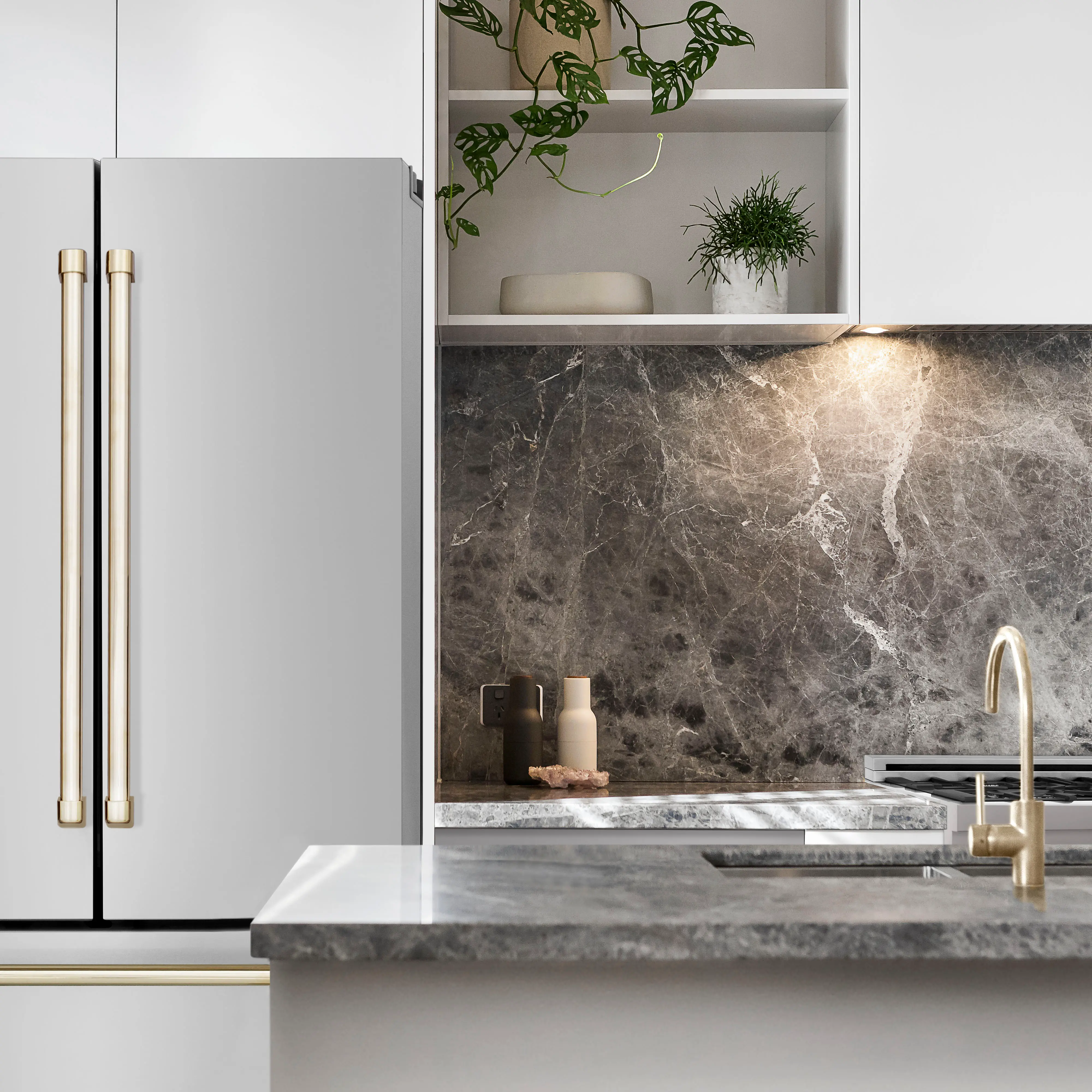 RFMZ-36-G ZLINE 36  Autograph Edition 22.5 cu ft French Door Refrigerator - Counter Depth, Stainless Steel & Gold-2