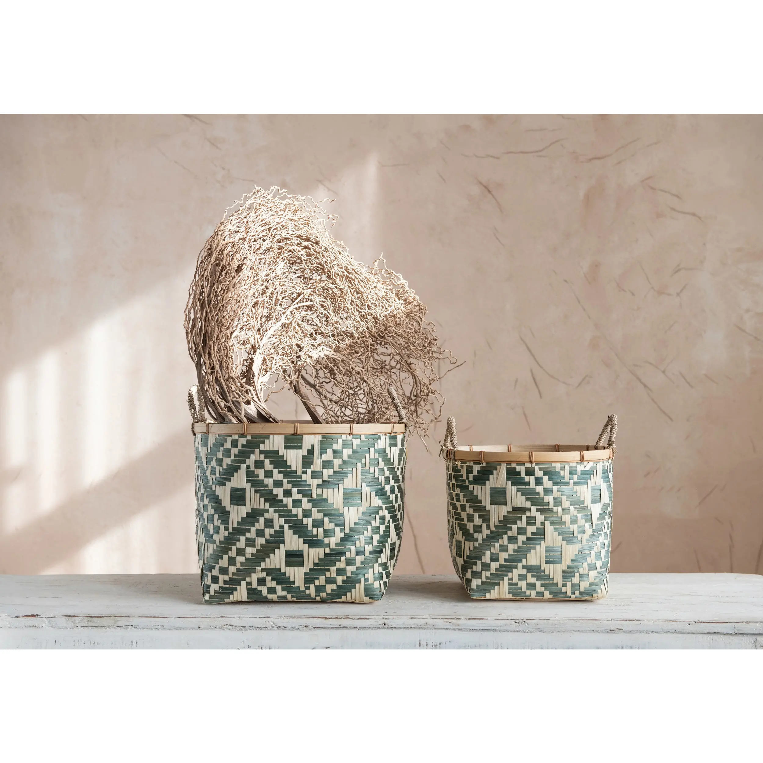 DF5017-S/2-LRG Large Natural and Black Hand Woven Basket-4