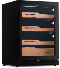 NCH1K5BK00 NewAir 1,500 Count Electric Cigar Humidor - Black