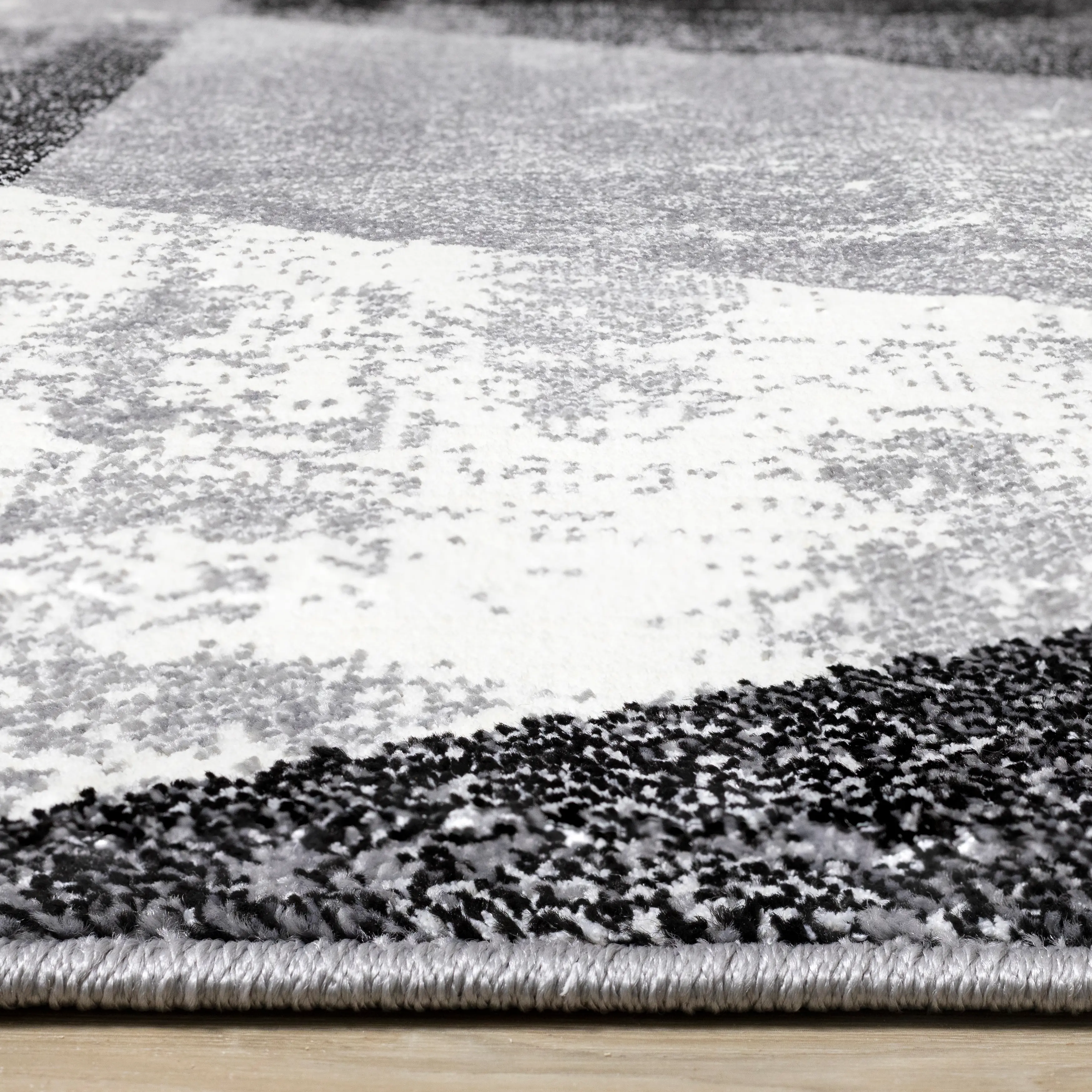 Century 4 x 6 Black and White Geometric Area Rug-5