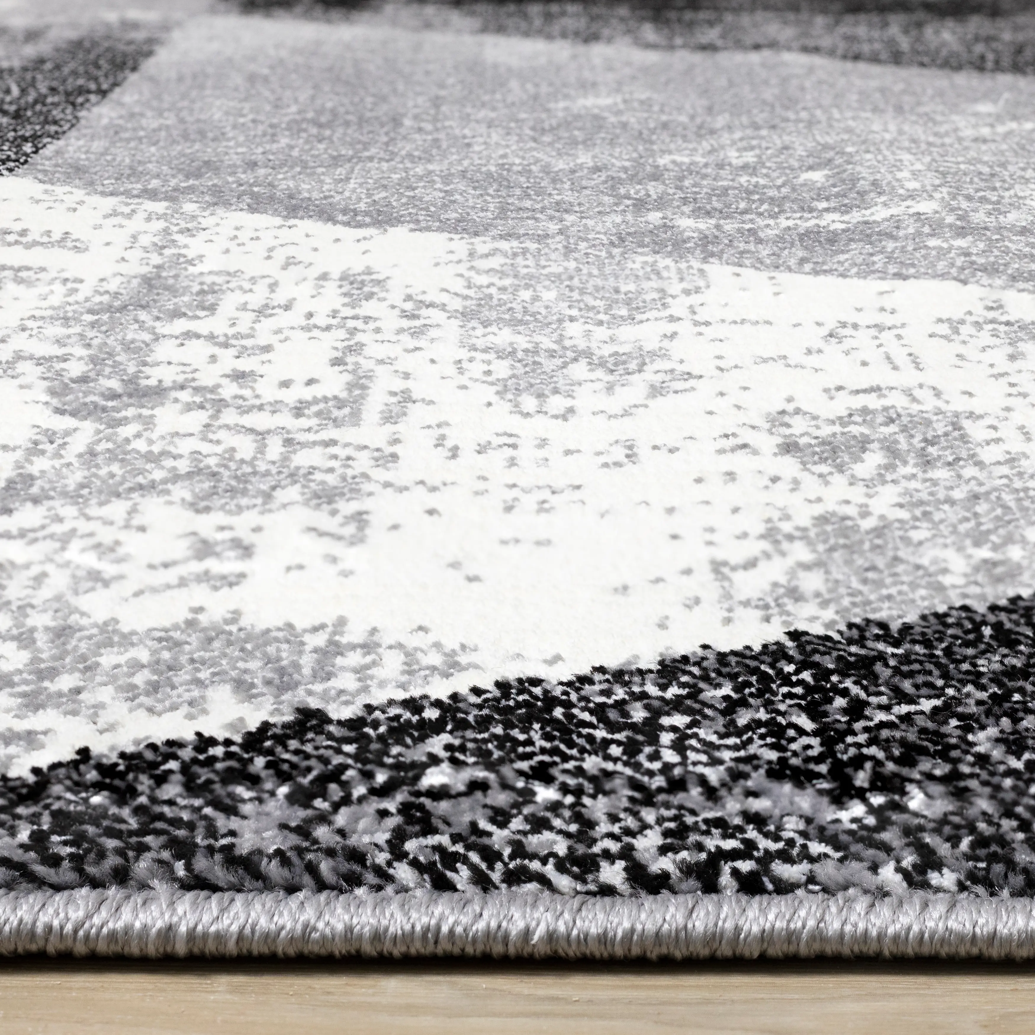 Century Black, White & Gray 4 x 6 Geometric Area Rug-5
