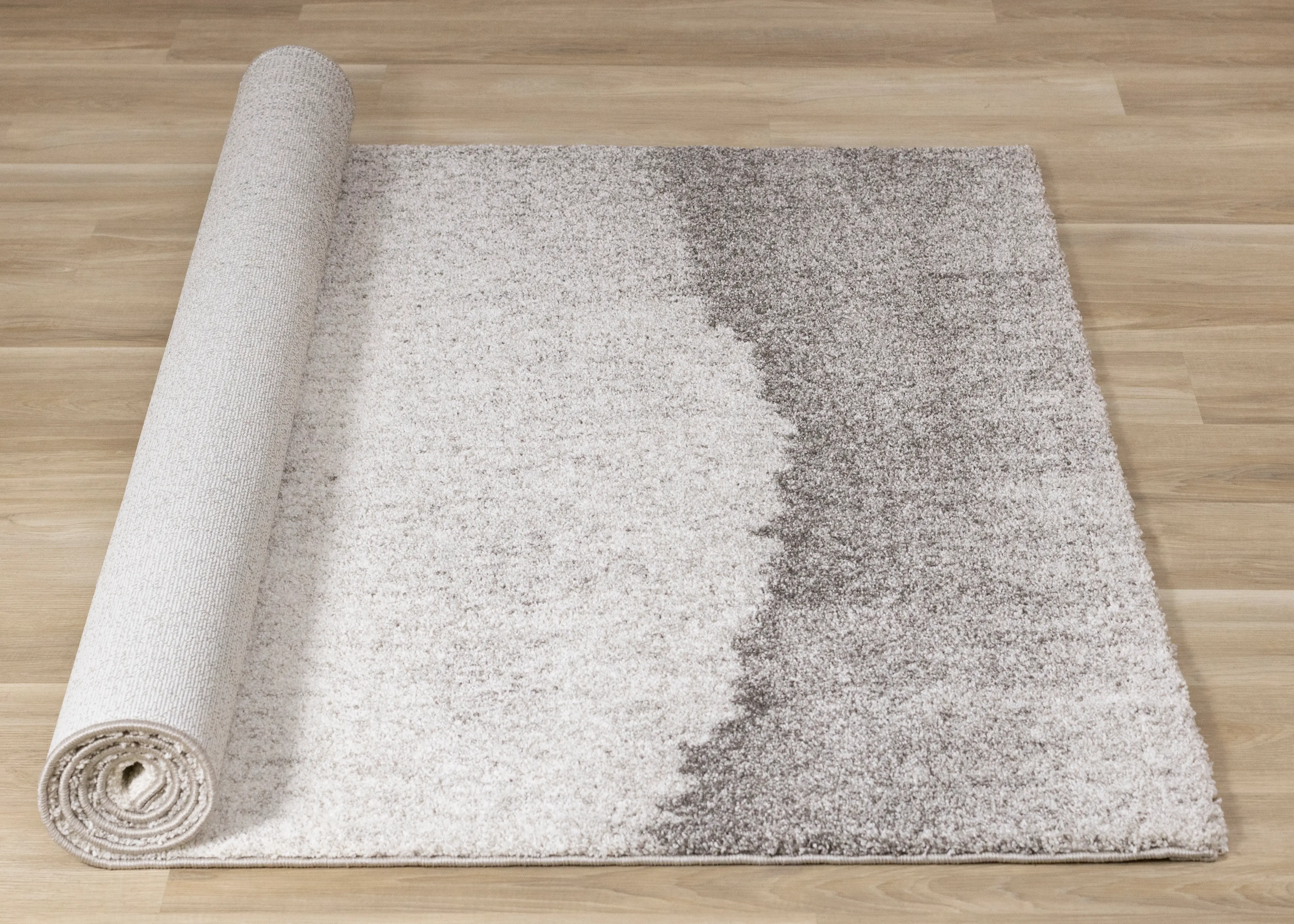 Sable Gray Ombre 5 x 8 Area Rug-4
