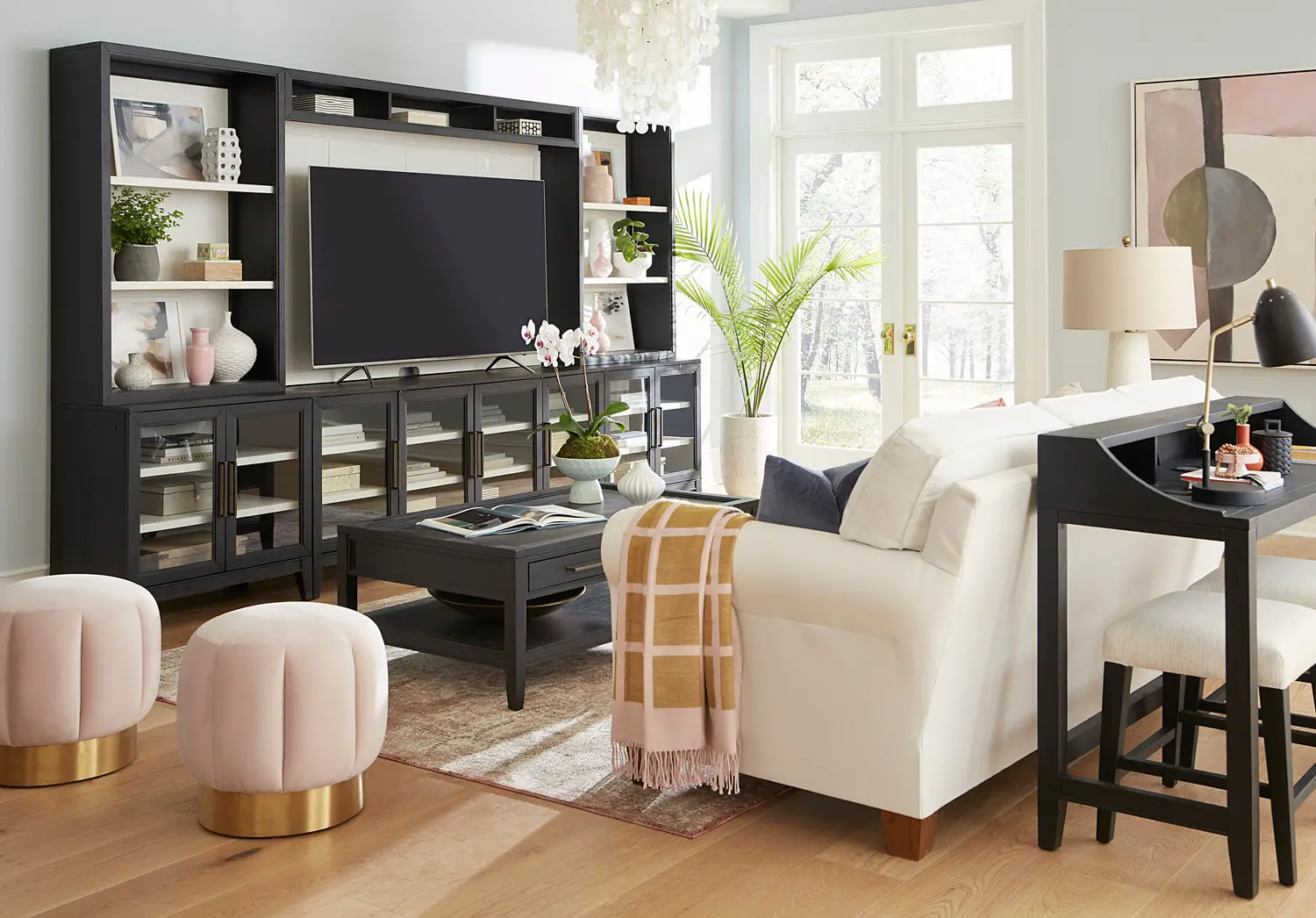 Callahan Domino Black Entertainment Wall-2