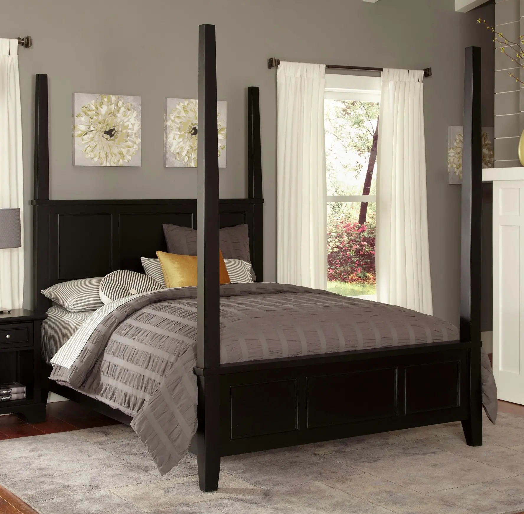 5531-620 Bedford Black King Poster Bed-3