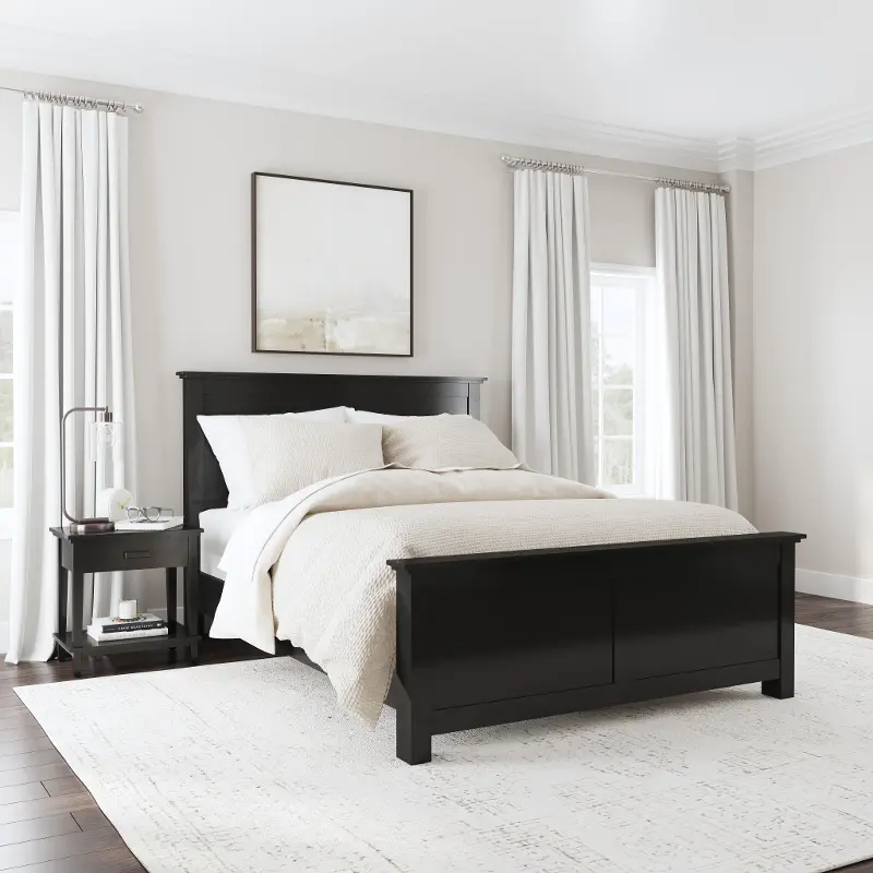 Oak Park Black Queen Bed & Nightstand