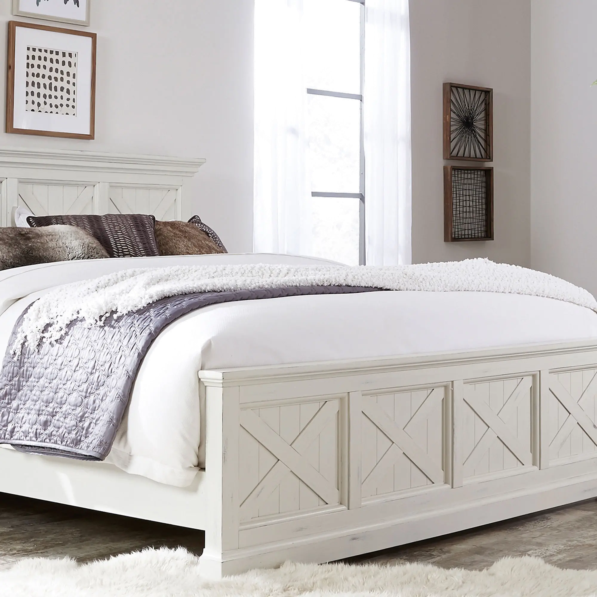 5523-600 Seaside Lodge Off-White King Bed-3