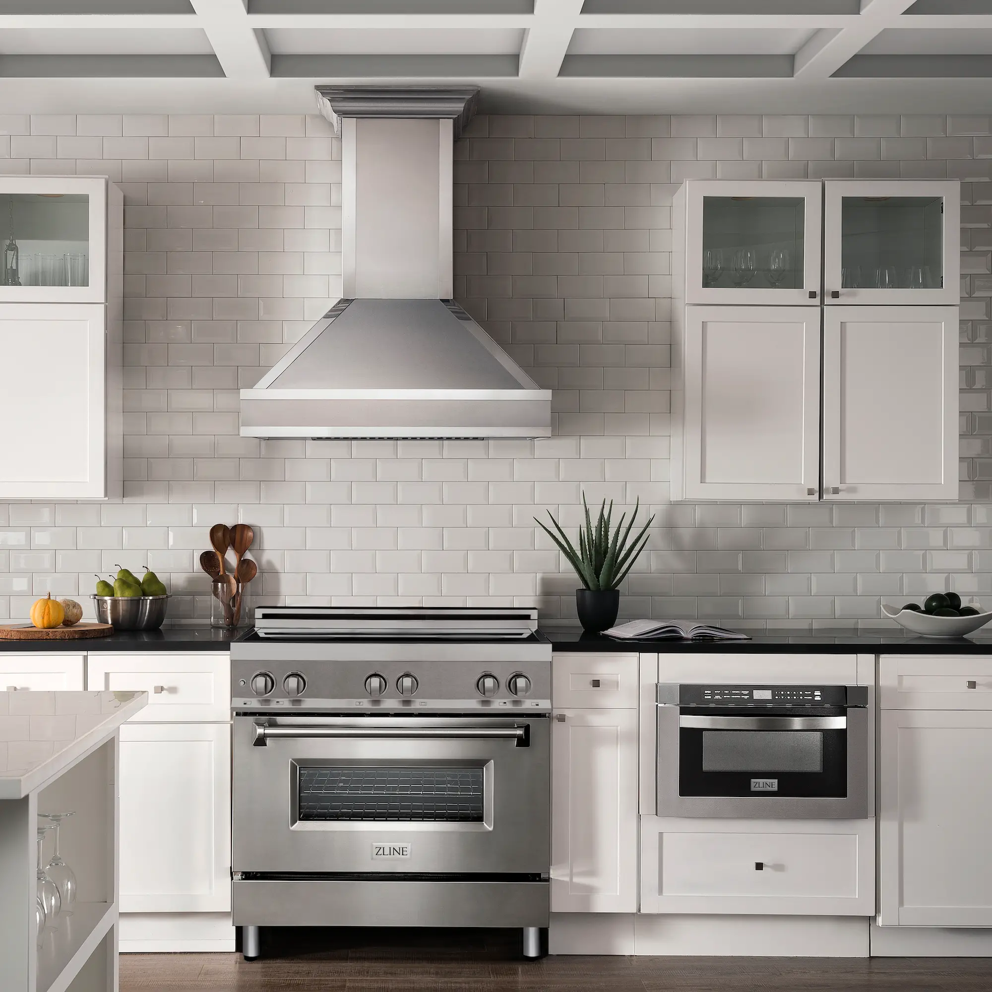 RAIND-36 ZLINE 4.6 cu ft Induction Range - Stainless Steel 36 Inch-2