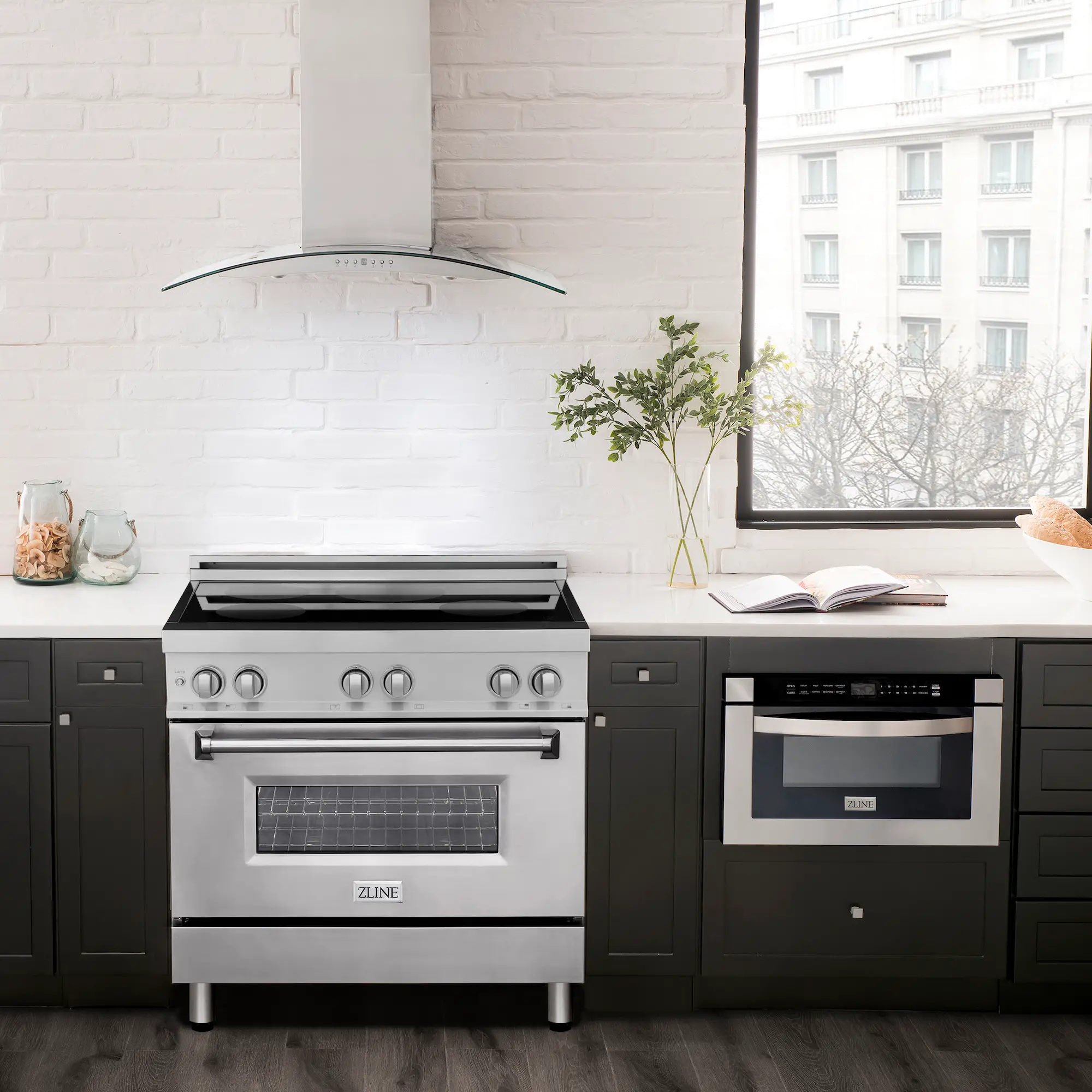 RAIND-36 ZLINE 4.6 cu ft Induction Range - Stainless Steel 36 Inch-8