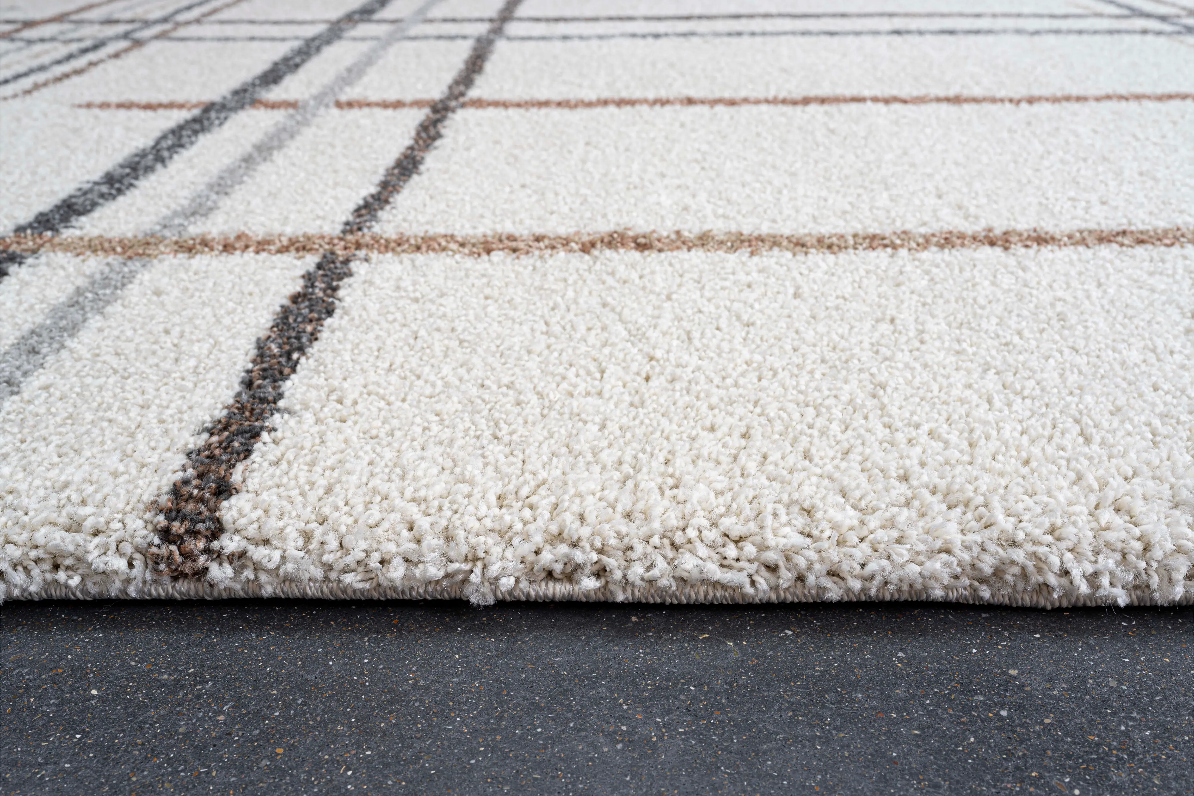 Granada 5 x 8 Plaid Rust and Ivory Area Rug-7