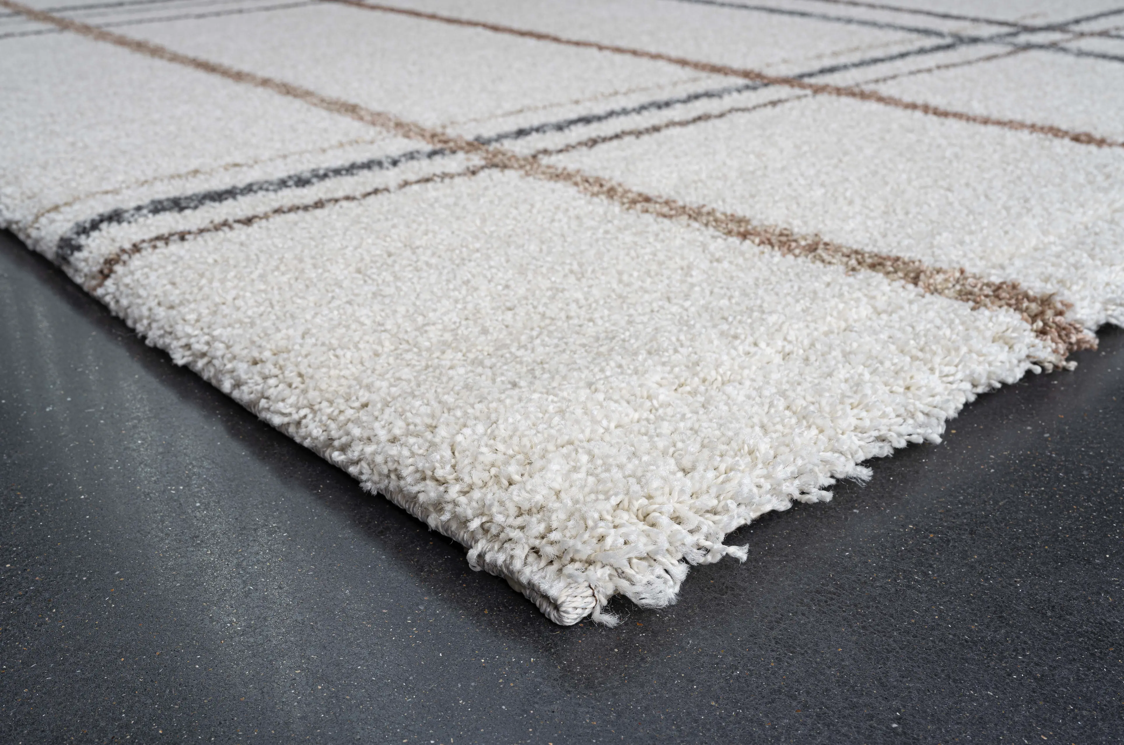 Granada 5 x 8 Plaid Rust and Ivory Area Rug-8