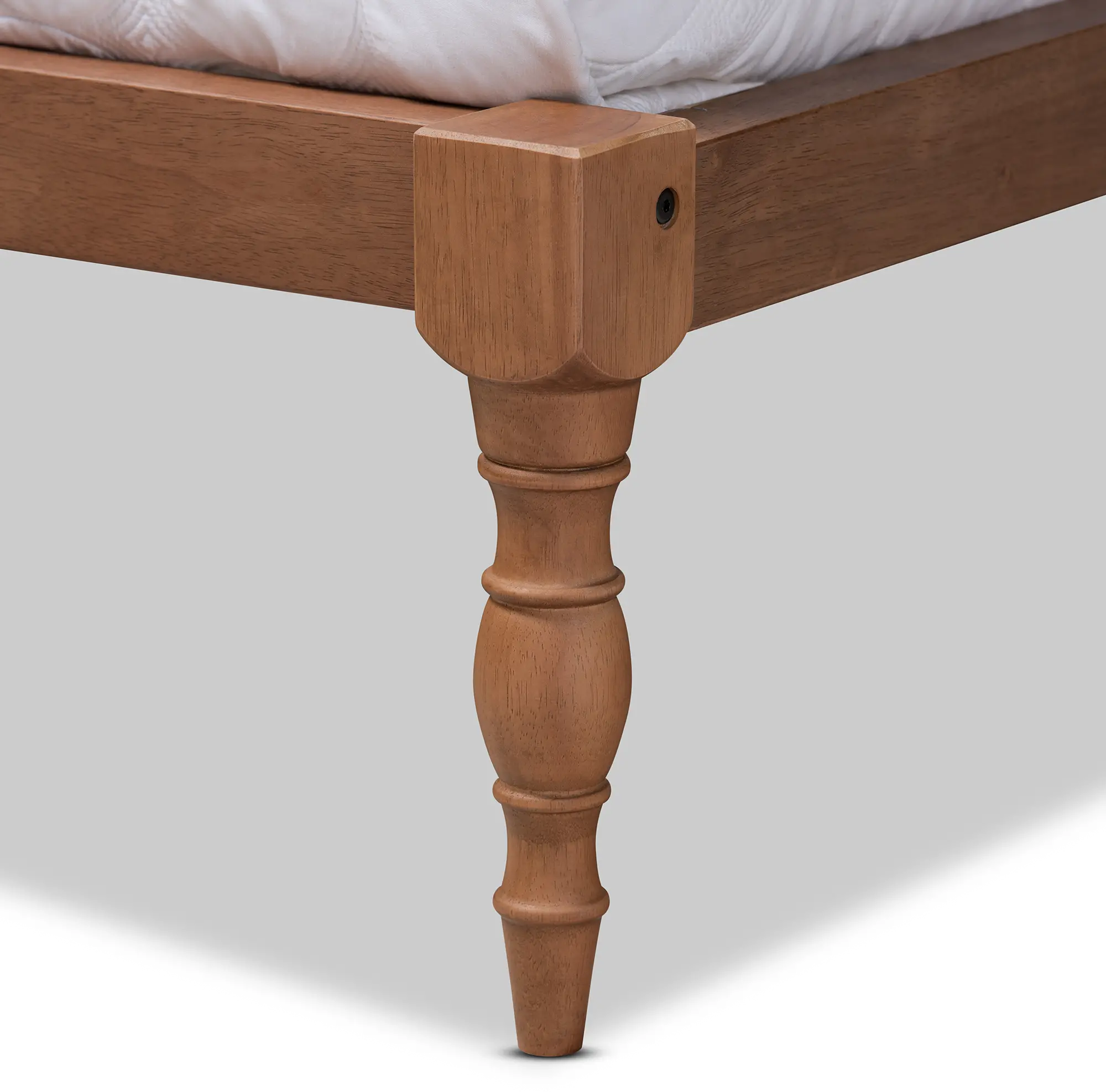 156-9472-RCW Iseline Ash Walnut Queen Platform Bed Frame-7