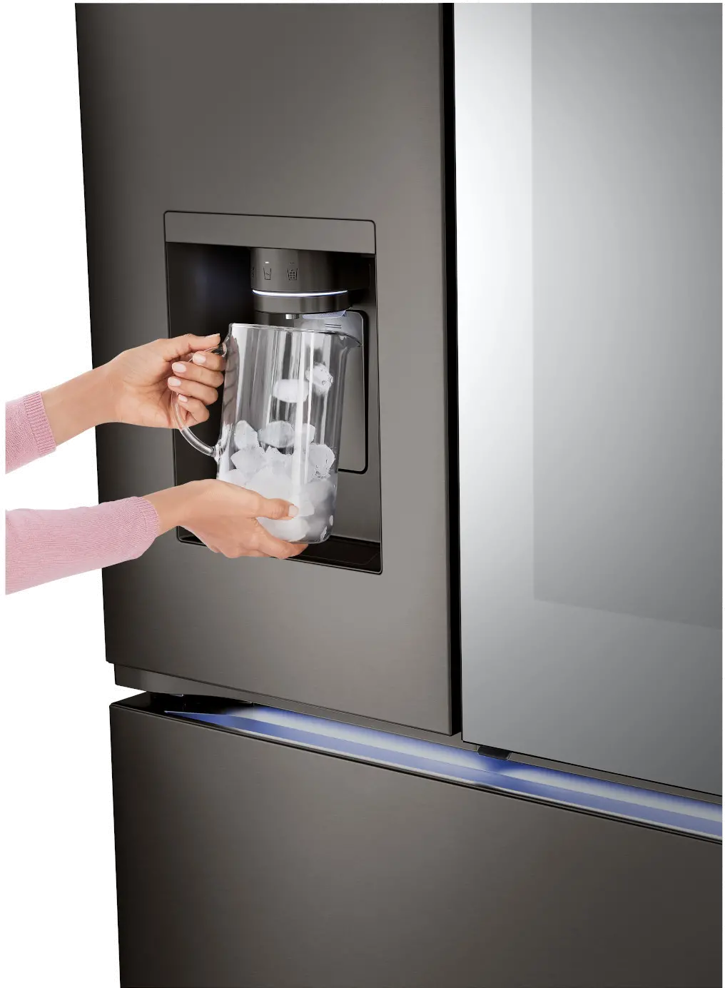 LRYKC2606D LG 26 cu ft InstaView® French Door Refrigerator - Counter Depth Black Stainless Steel-12