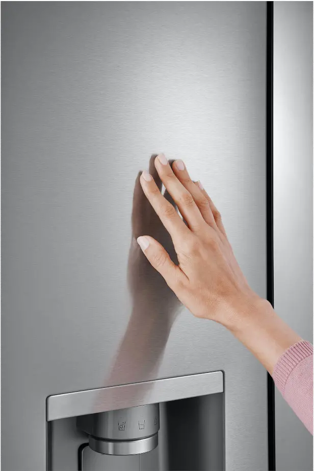 LRYKC2606S LG 26 cu ft InstaView® French Door Refrigerator - Counter Depth Stainless Steel-9