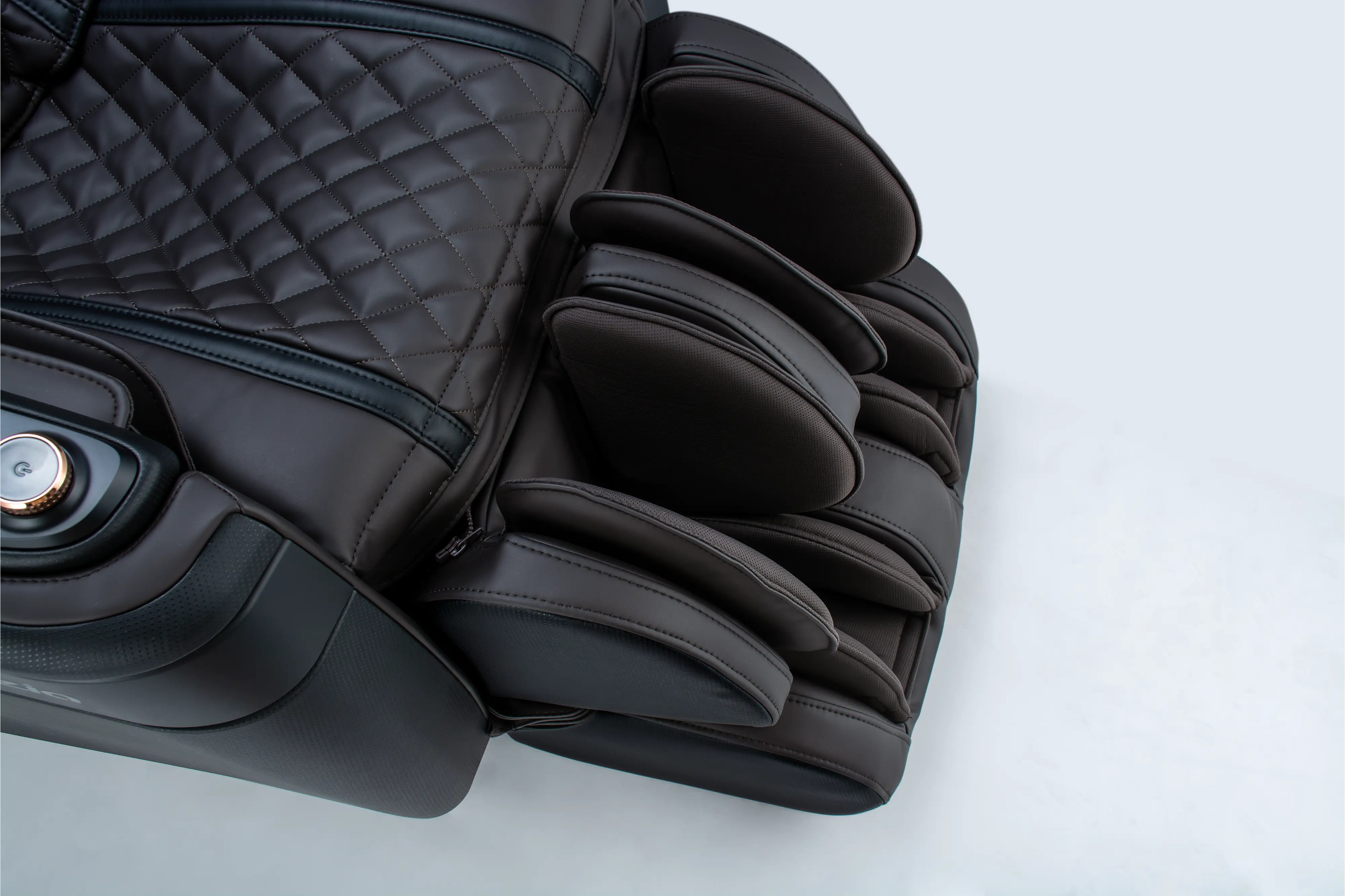 3PC/711V/MSG/ESP/BLK Cozzia Espresso CZ-711 Qi SE Massage Chair-5