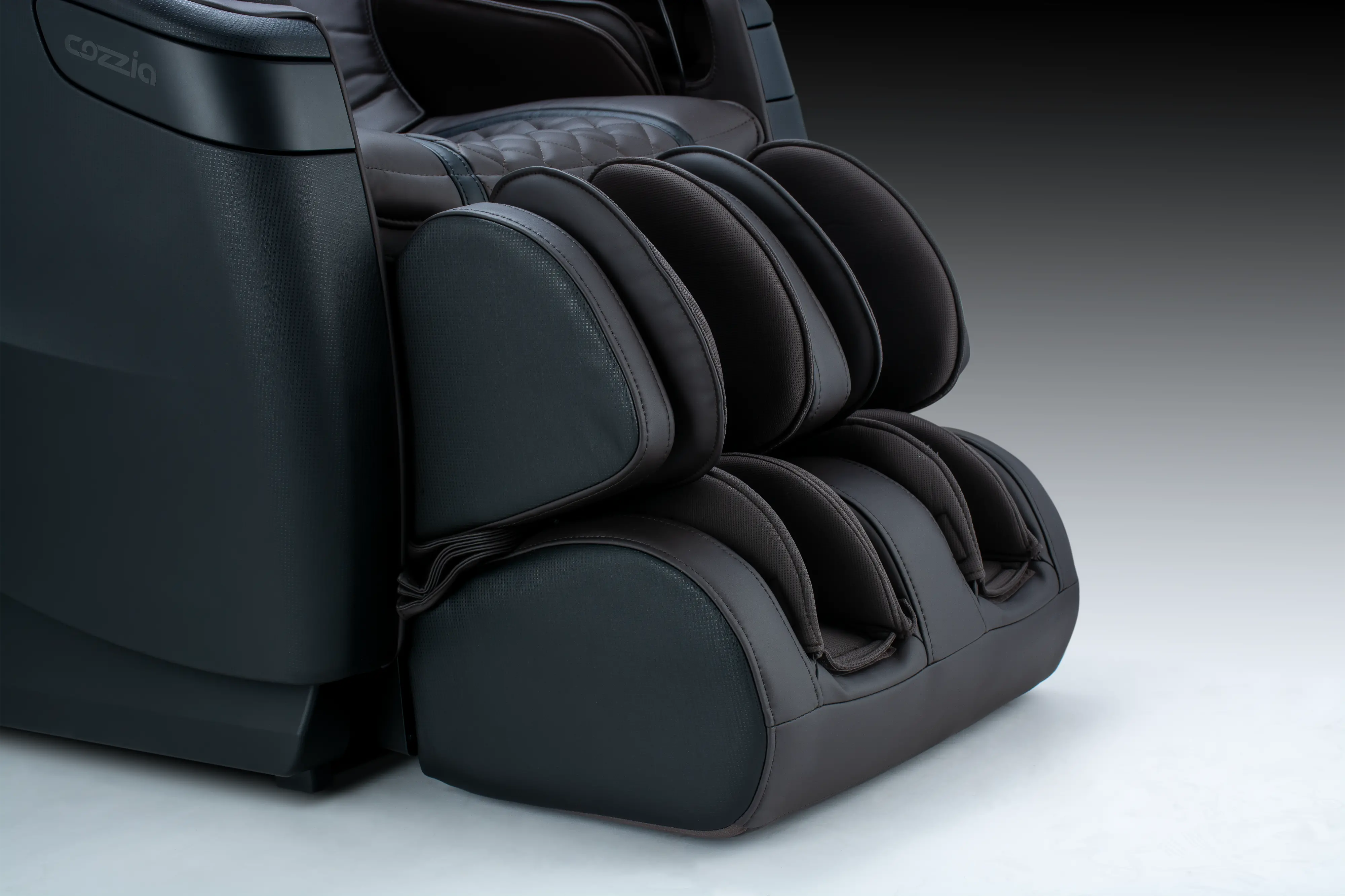 3PC/711V/MSG/ESP/BLK Cozzia Espresso CZ-711 Qi SE Massage Chair-6