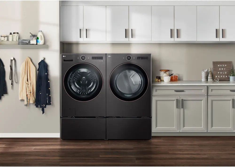 WM6500HBA LG 5 cu ft Front Load Washer - Black Steel 6500B-3