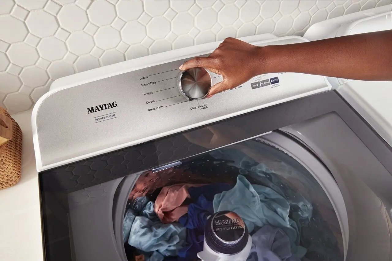 MVW6500MW Maytag 4.7 cu ft Pet Pro Washer - White M6500-4