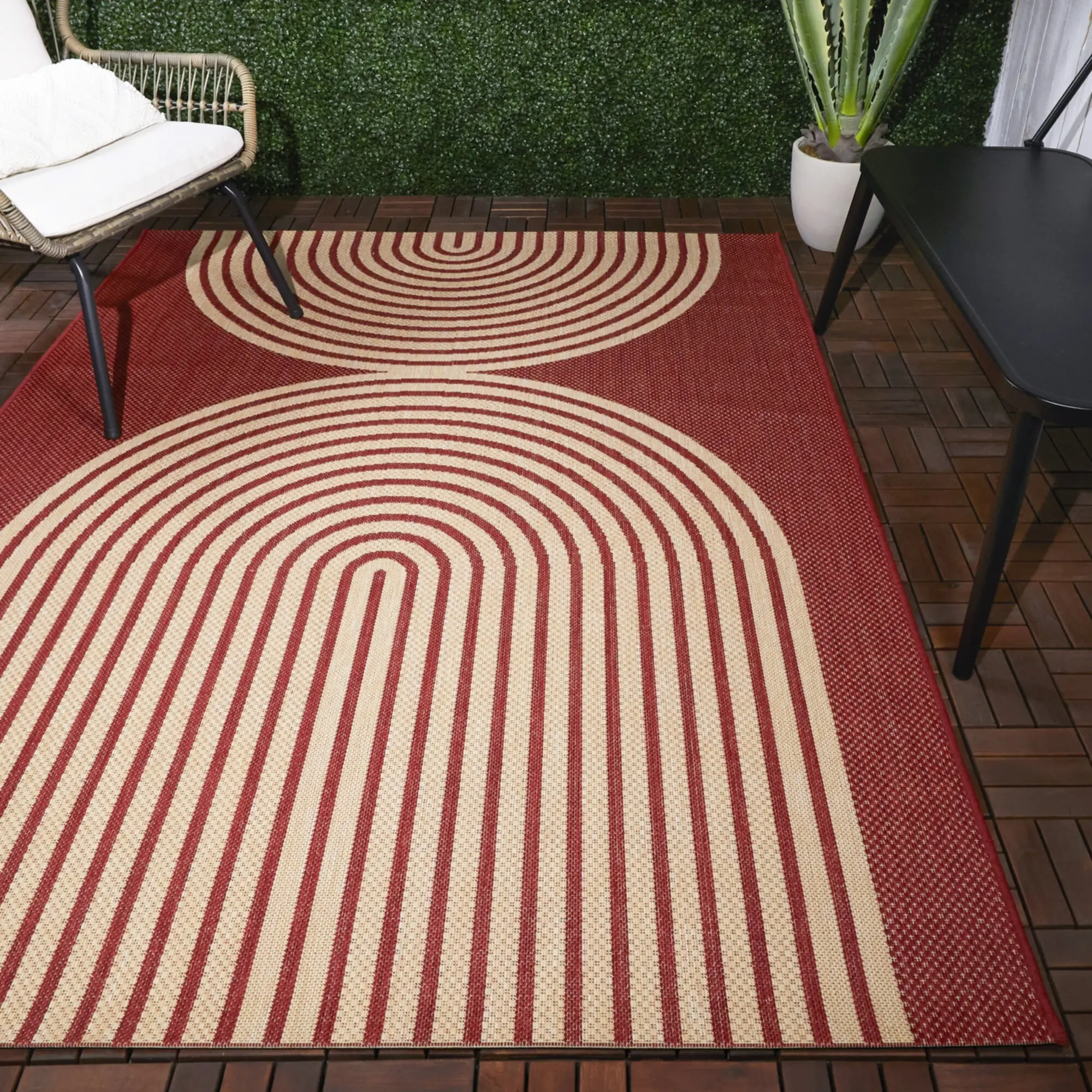 Cerise 8 x 10 Red Transitional Outdoor Patio Rug-2