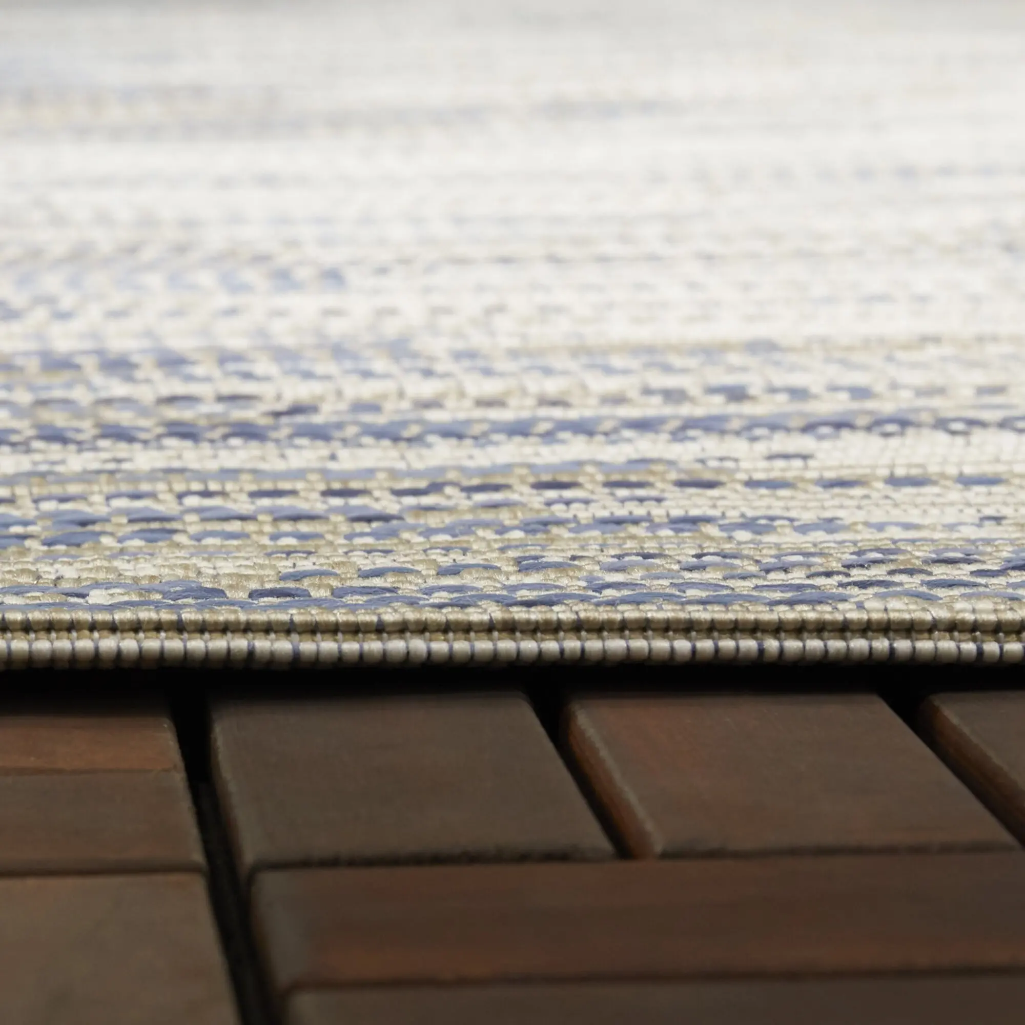 Cabot 5 x 7 Blue Contemporary Outdoor Rug-2