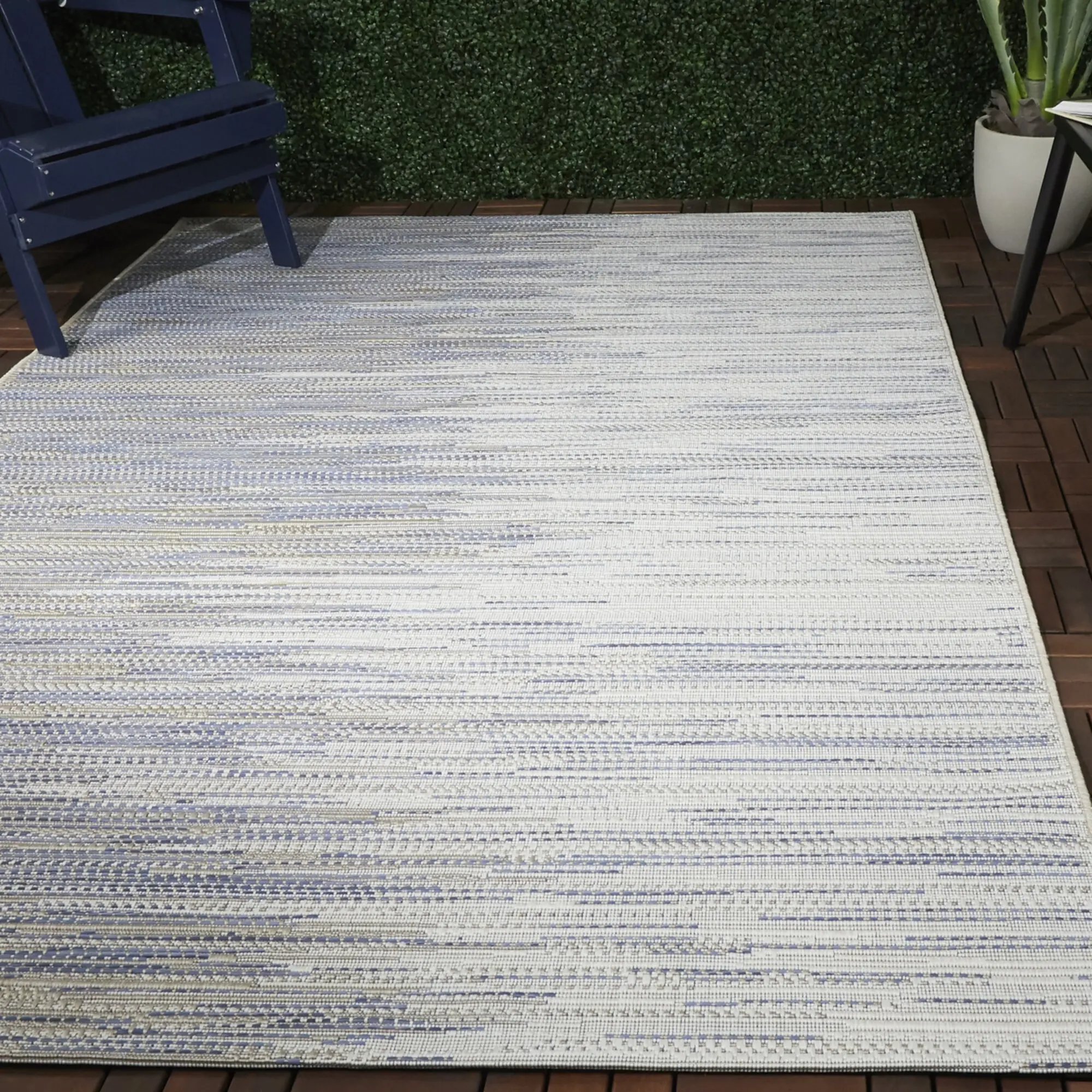 Cabot 5 x 7 Blue Contemporary Outdoor Rug-4