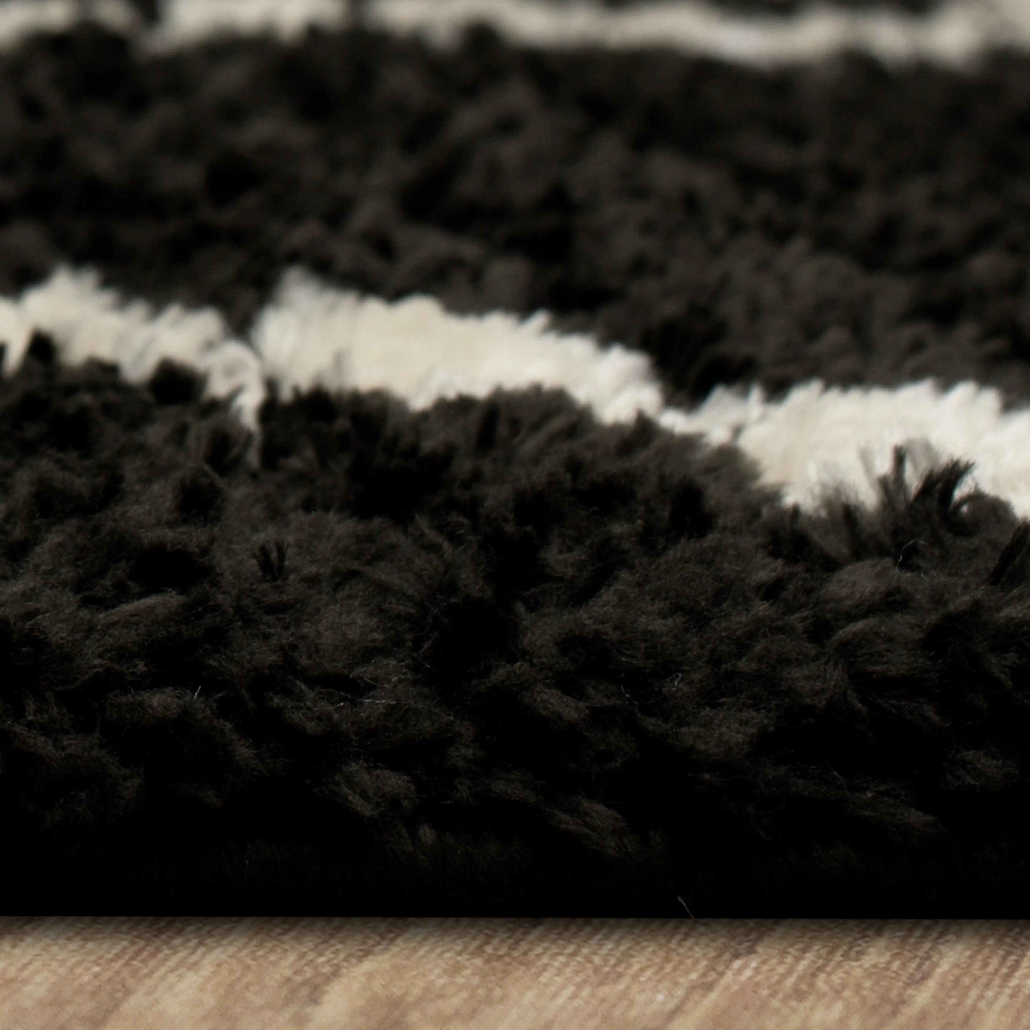 R1128-639/8X10-RUG Traverse 8 x 10 Intersection Black Area Rug-4