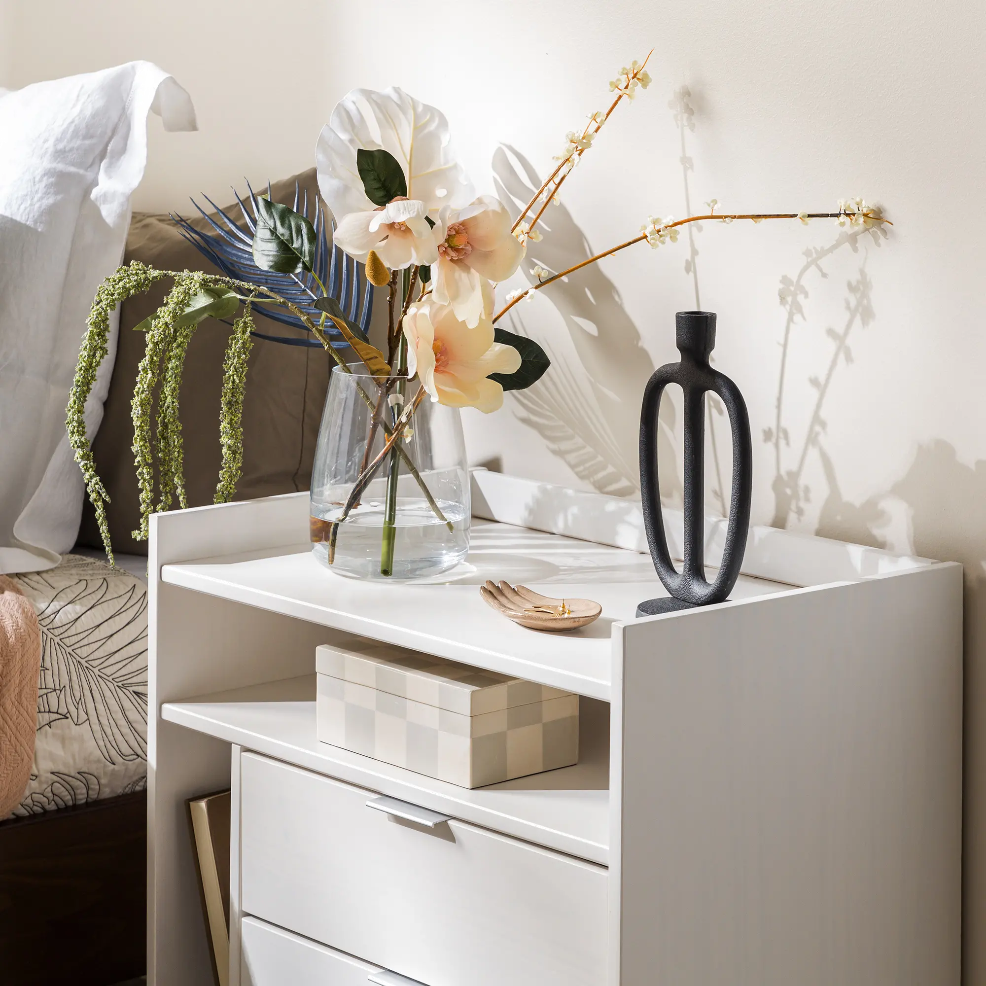 BR2DRLEENSWH Lee White Mid Century Nightstand-5