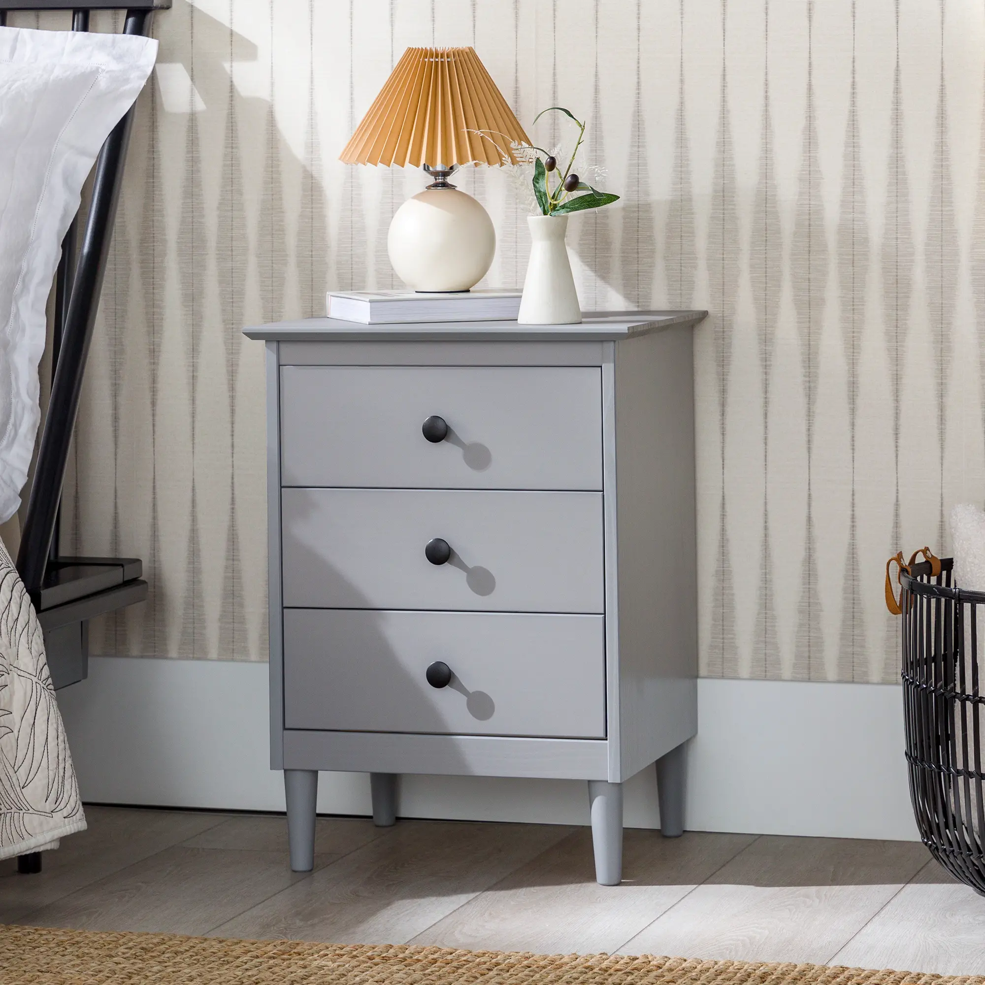 BR3DNSGY Spencer Gray 3-Drawer Nightstand-3