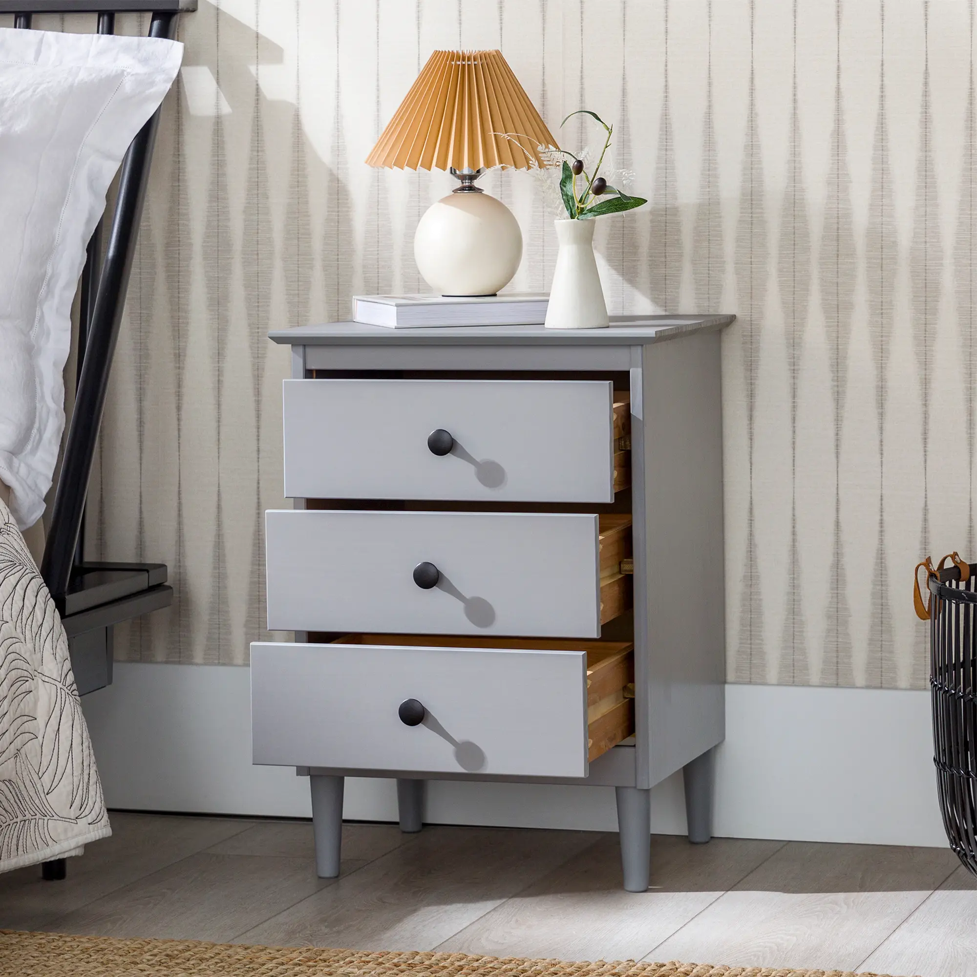 BR3DNSGY Spencer Gray 3-Drawer Nightstand-4