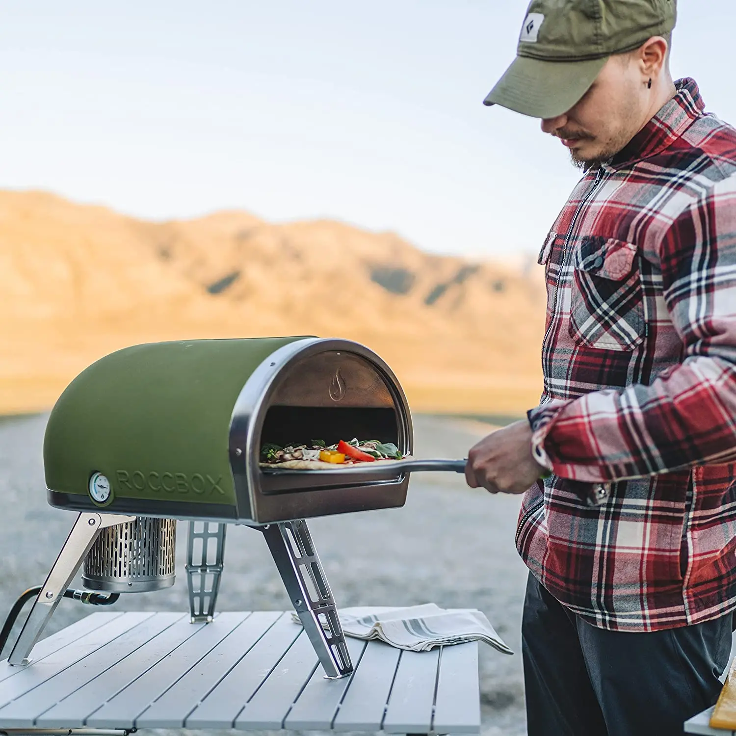 GRPOLUS1073/ROCBX_OL Gozney Roccbox Olive Green Portable Pizza Oven-7