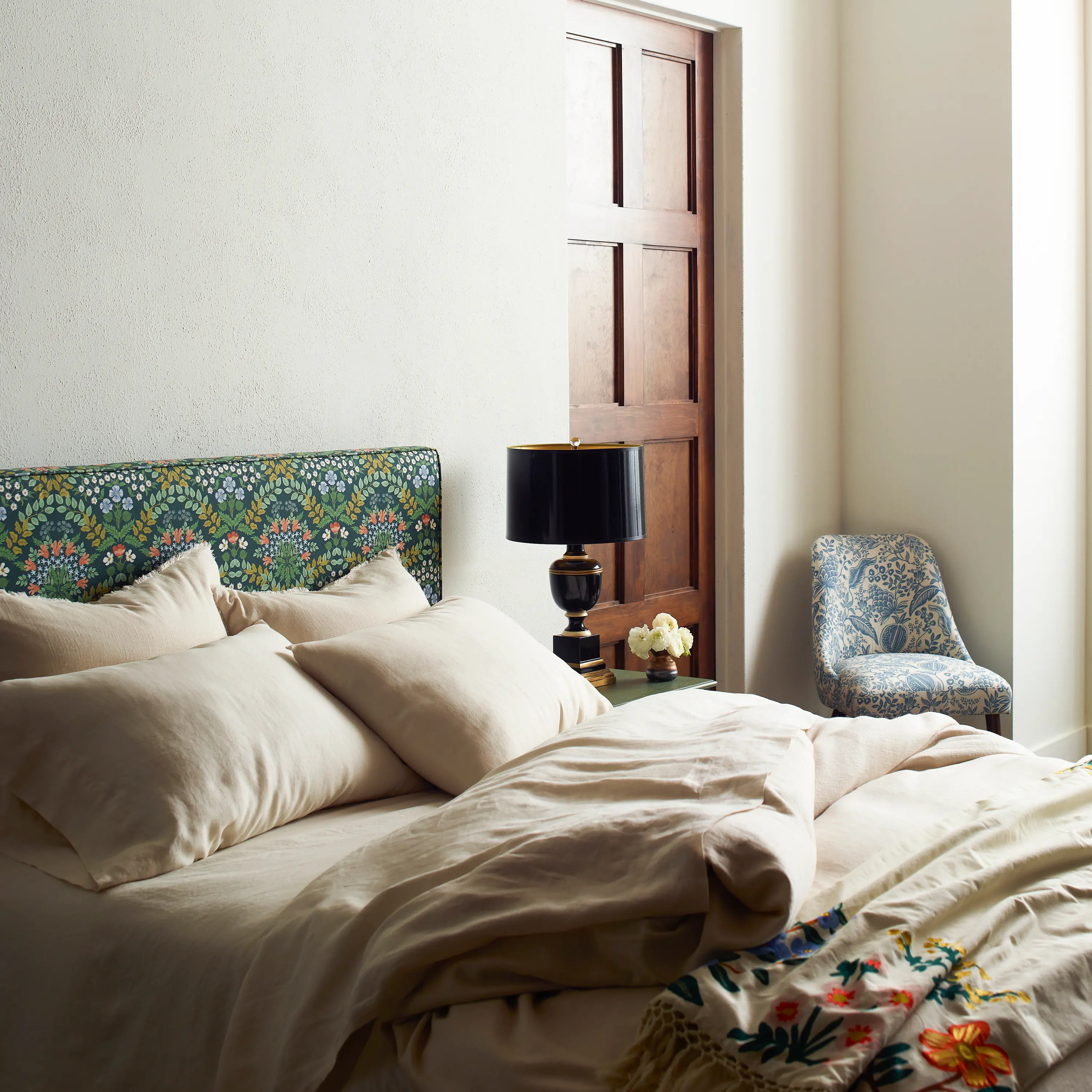 484CRPCBREMRLCB Rifle Paper Co Elly Bramble Emerald Cal-King Headboard-4