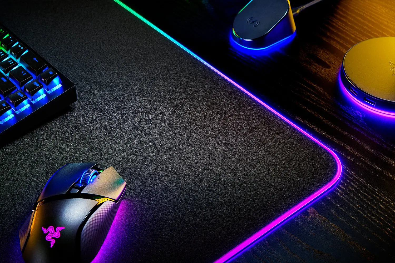 RAZER STRIDER CHROMA RGB MATT Razer Strider Chroma Hybrid Gaming Mouse Mat-7