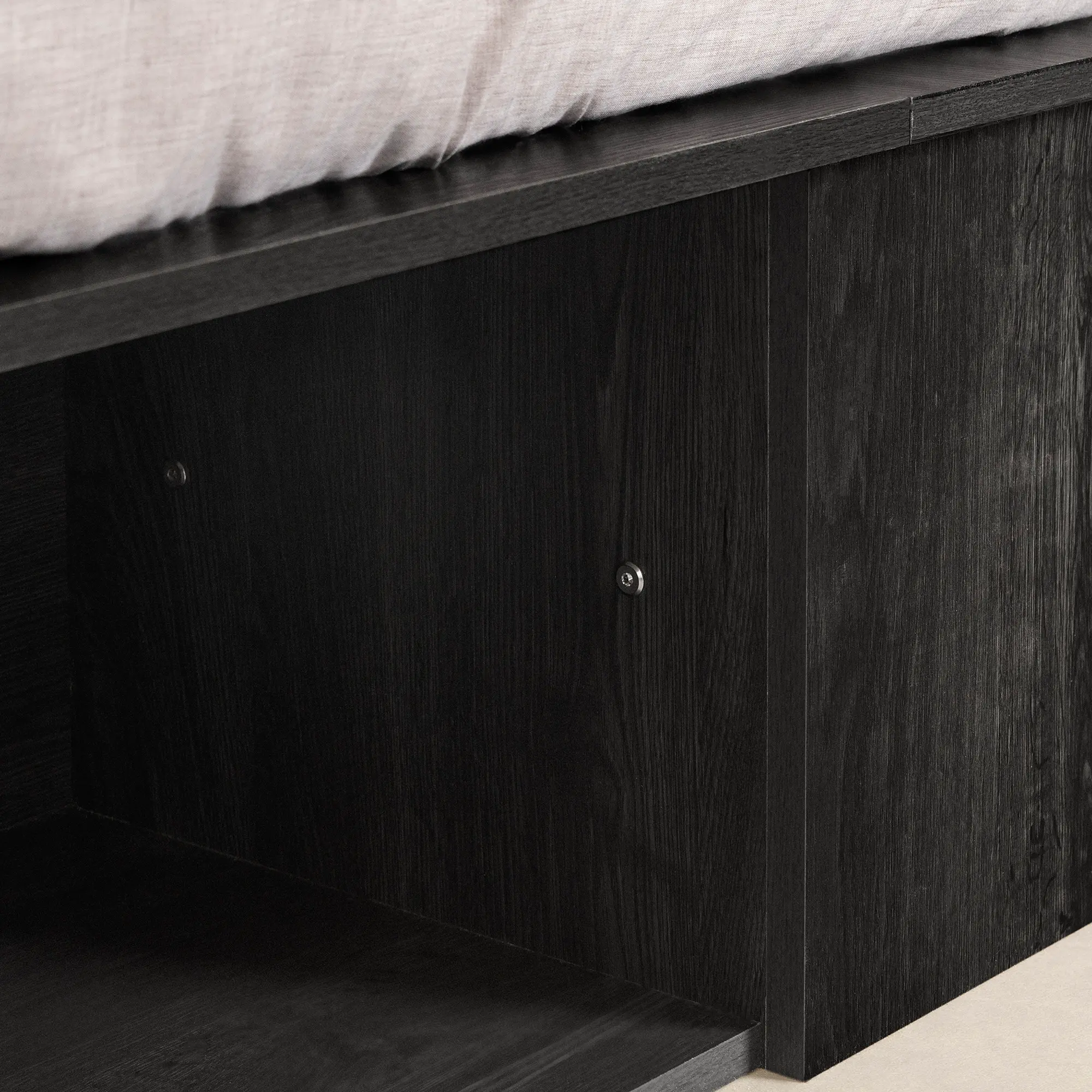 15521 Flexible Gray Oak Queen Platform Bed with Storage and Baskets-6