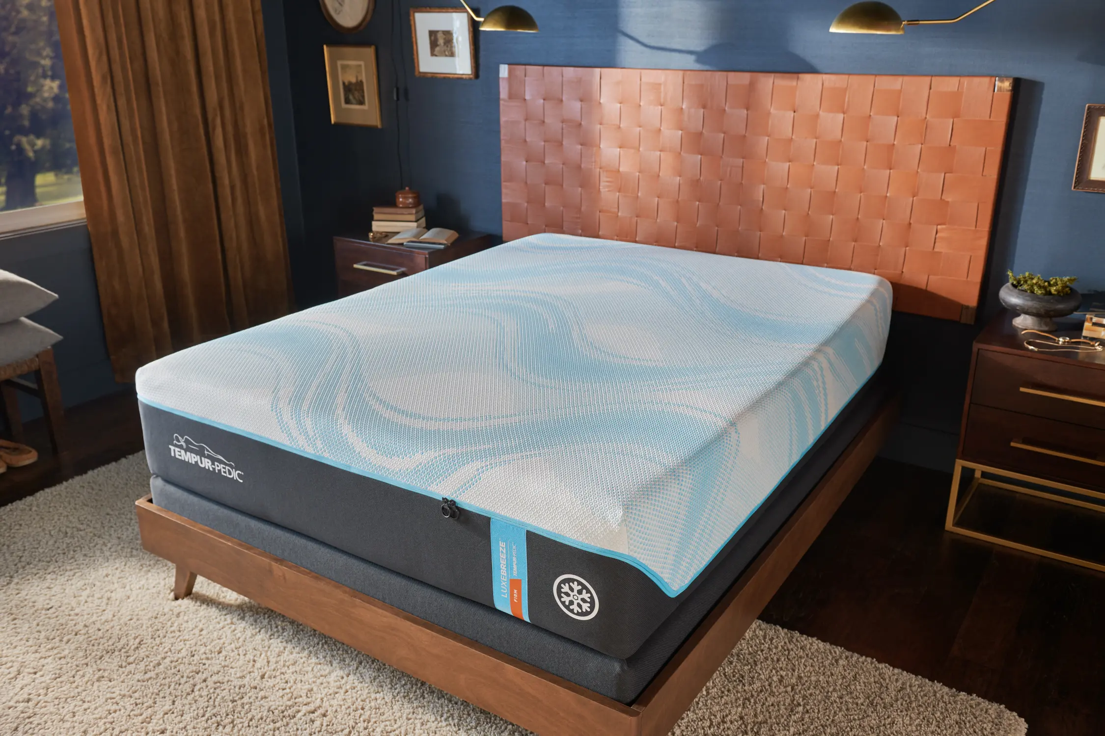 TXL-2PC-LUXB2.0-FIRM Tempur-Pedic LuxeBreeze 2.0 Firm Split King Mattress-2
