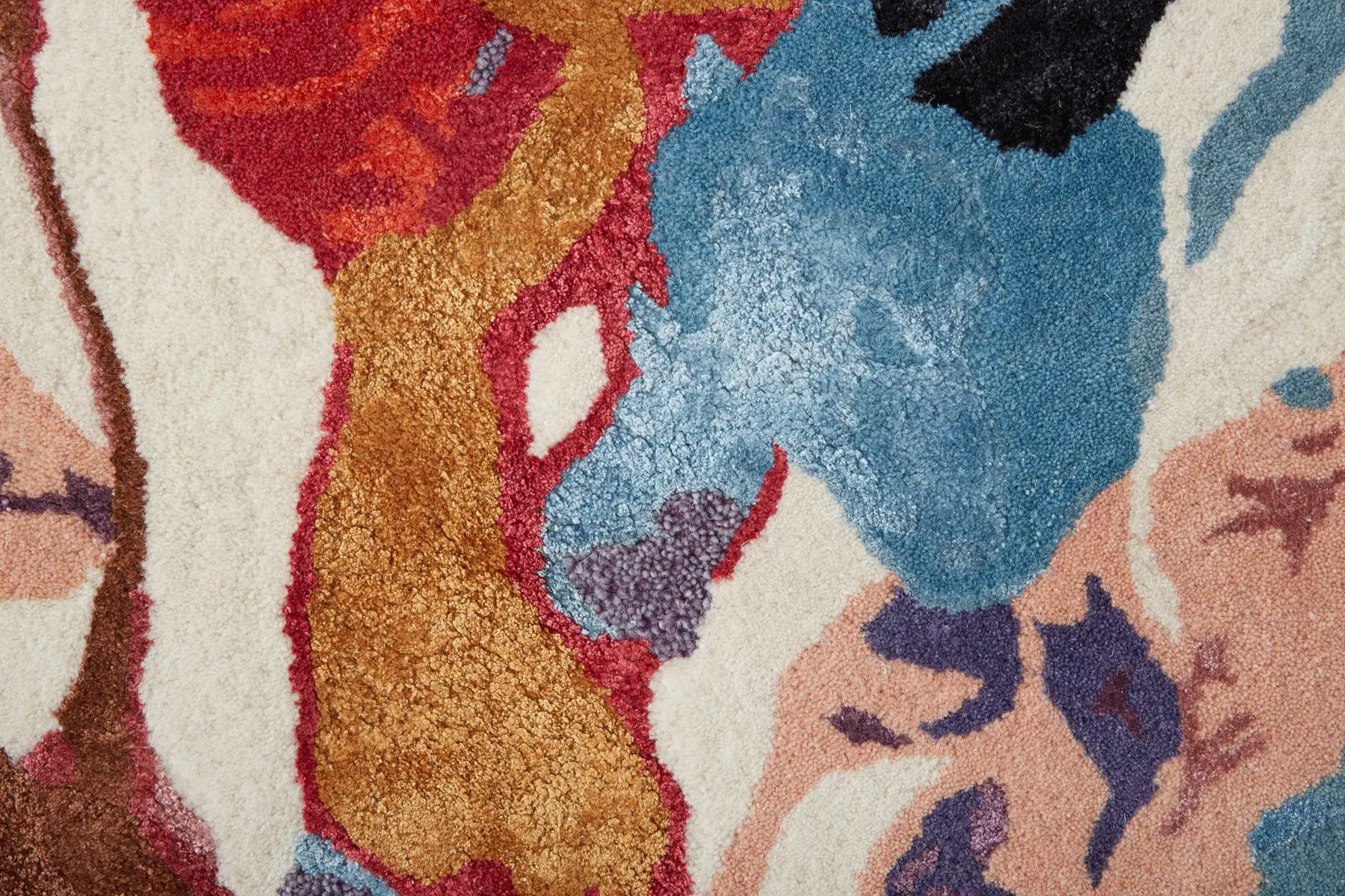 Dafney 5 x 8 Red Multicolor Floral Area Rug-2