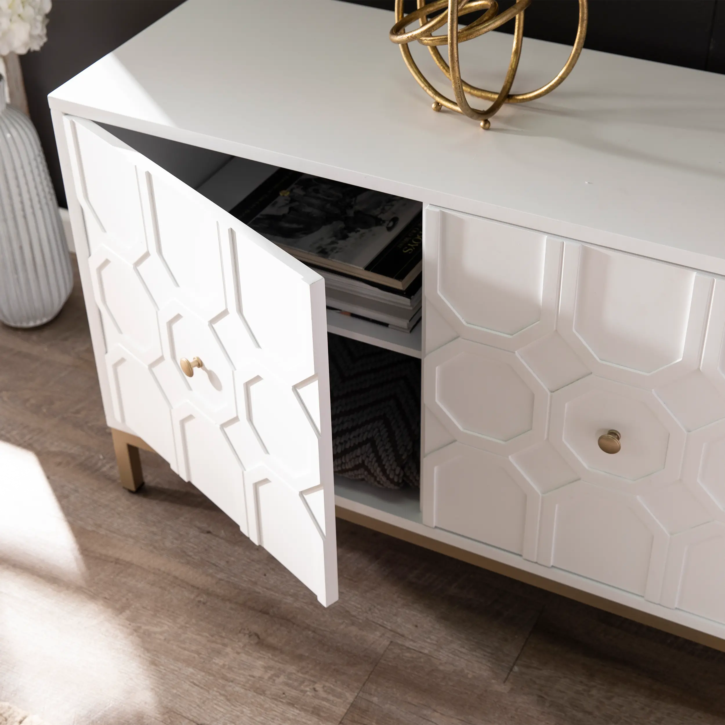 HZ1077805 Gramdlynn White Three-Door Accent Cabinet-3