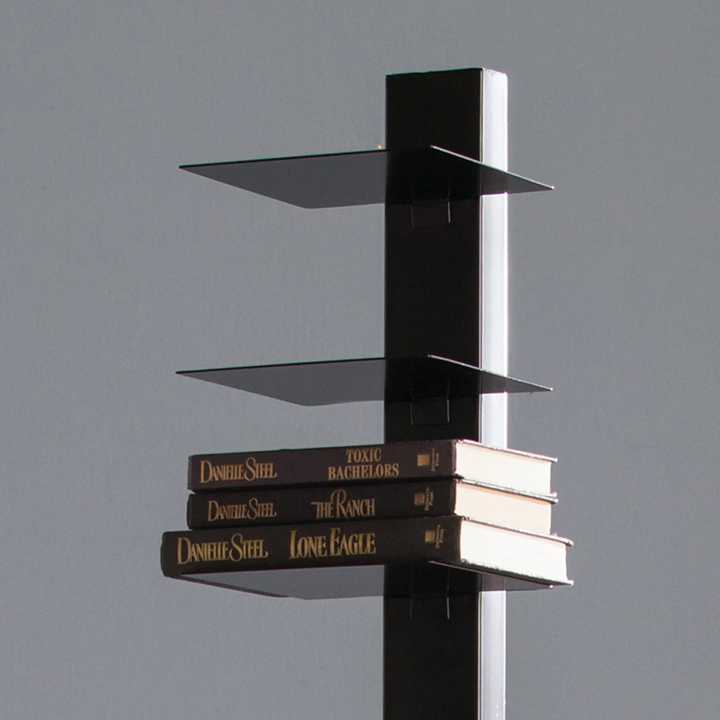 HZ9493 Stewartby Black Spine Tower Bookshelf-3