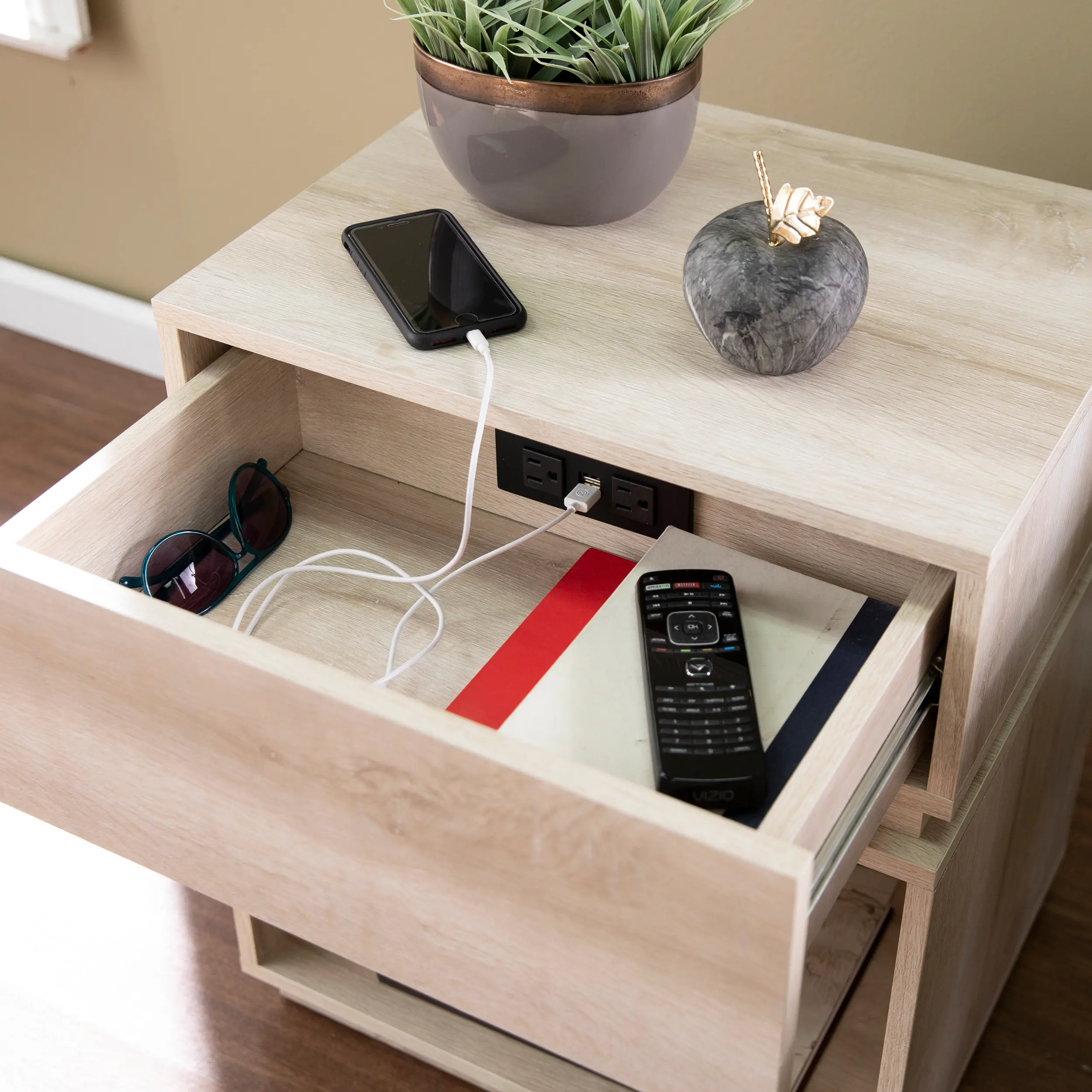 OC1106906 Mortayne Whitewash End Table with Charging Station-3