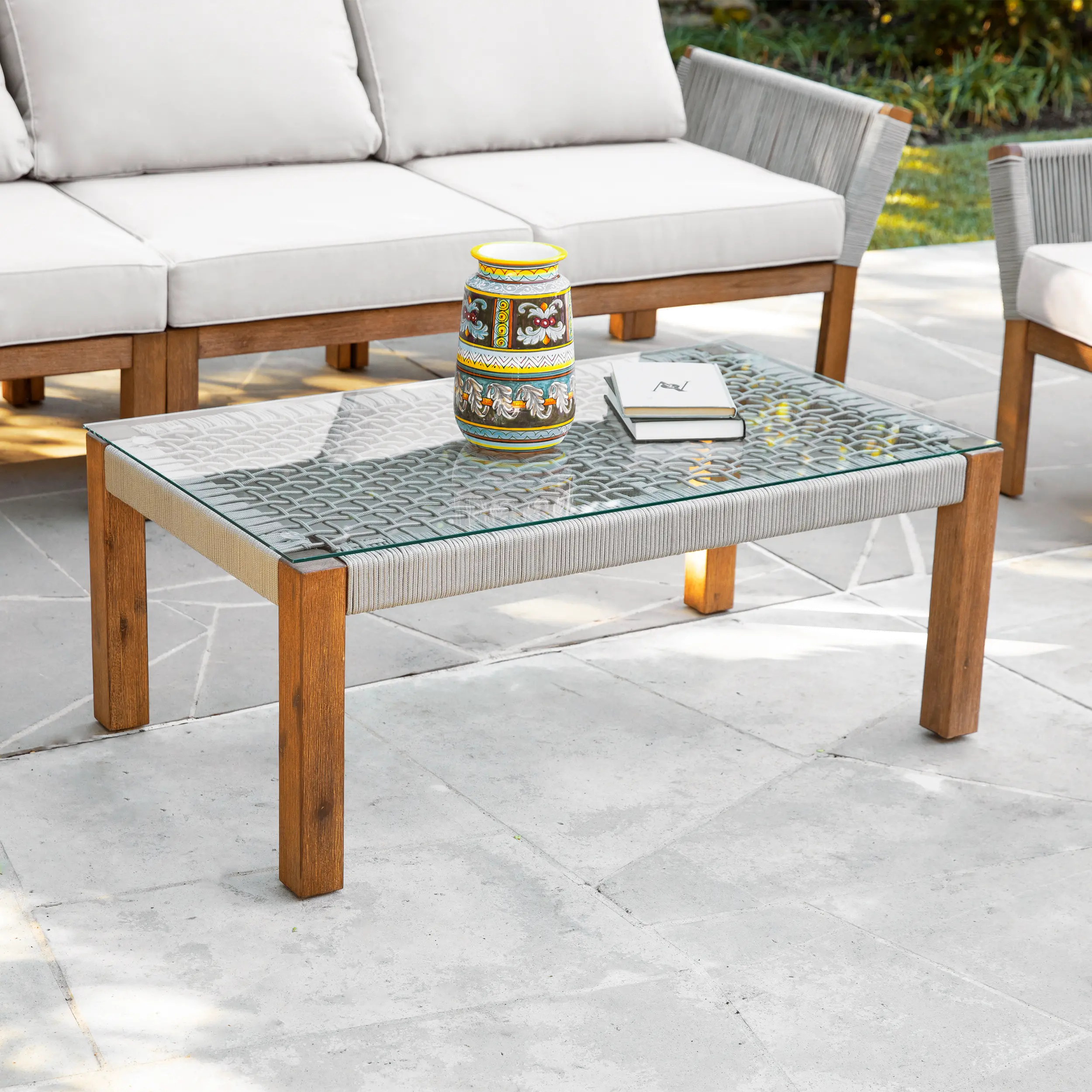 OD1089300 Brendina Outdoor Glass-Top Coffee Table-2
