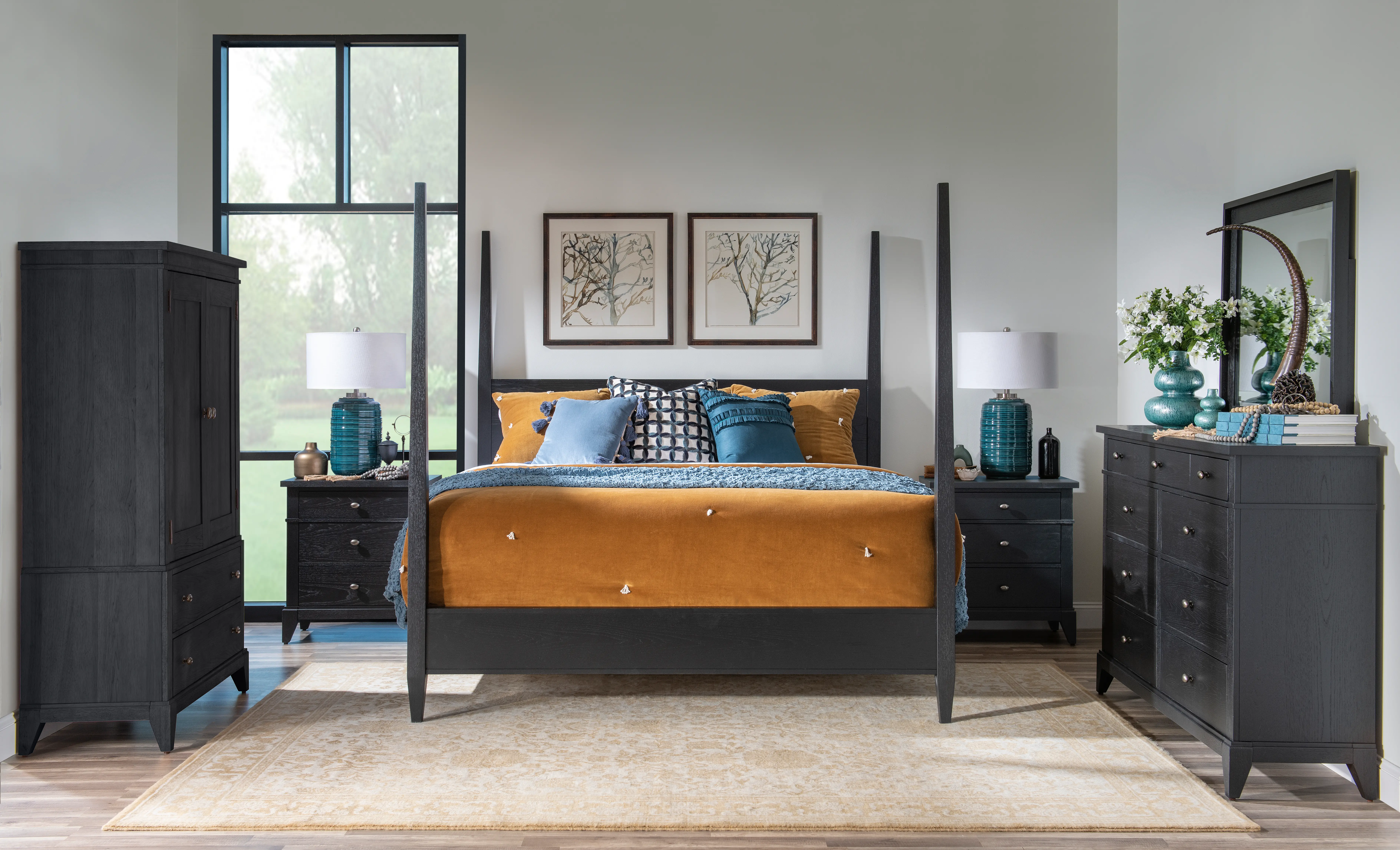 Monticello Black Queen Poster Bed-2